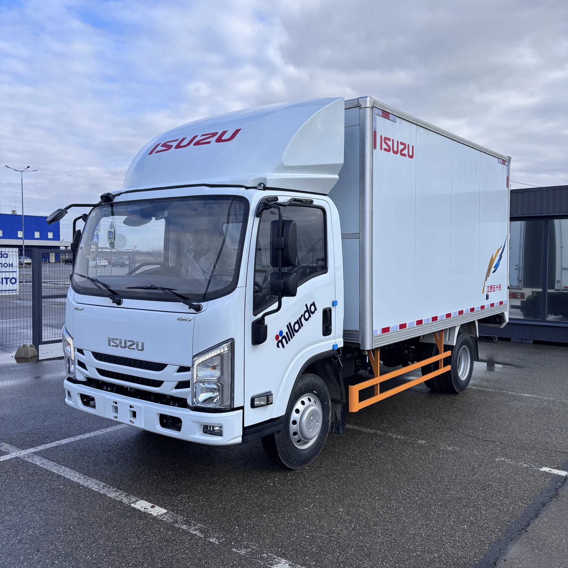 Isuzu EIF - изображение 1