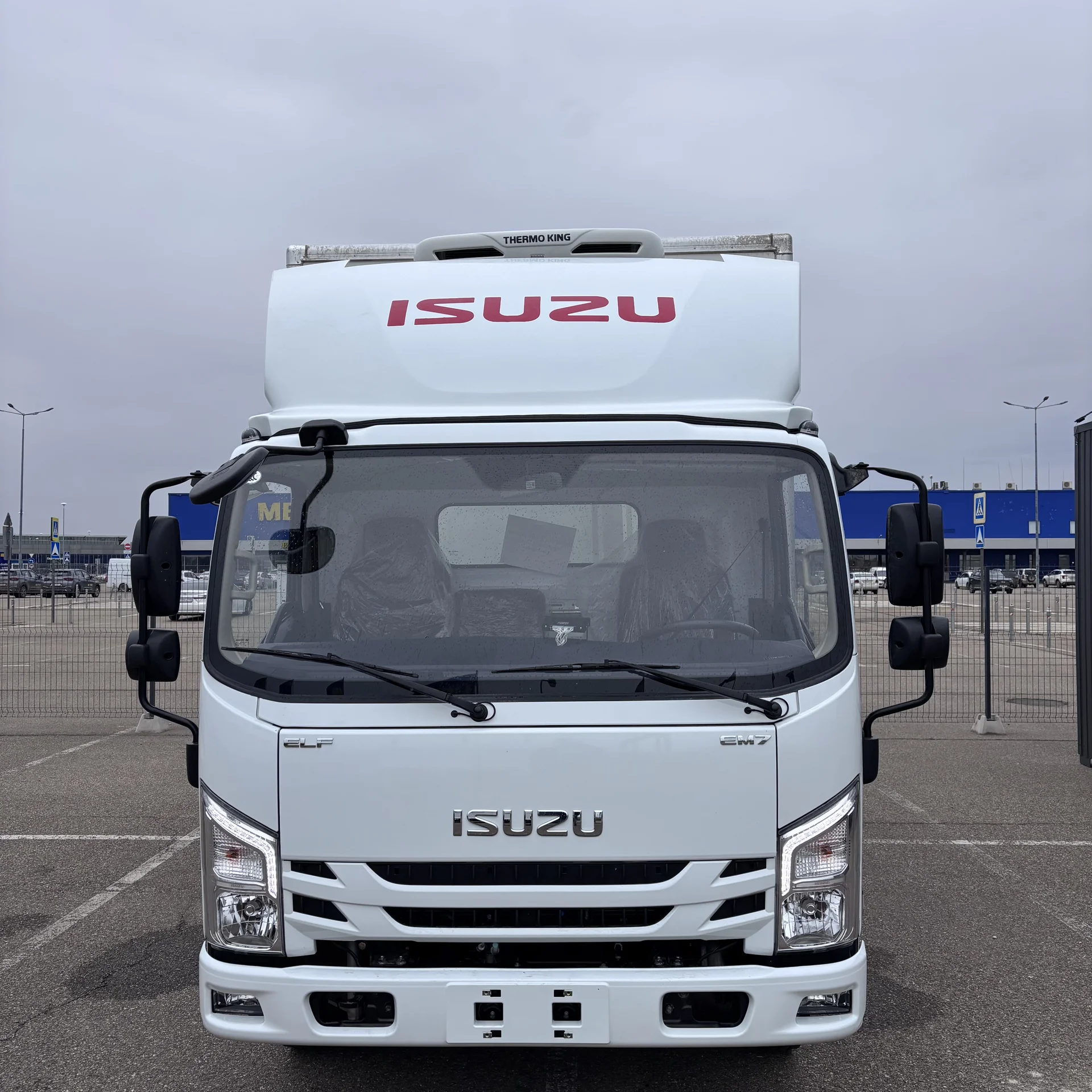 Isuzu Elf - миниатюра 12