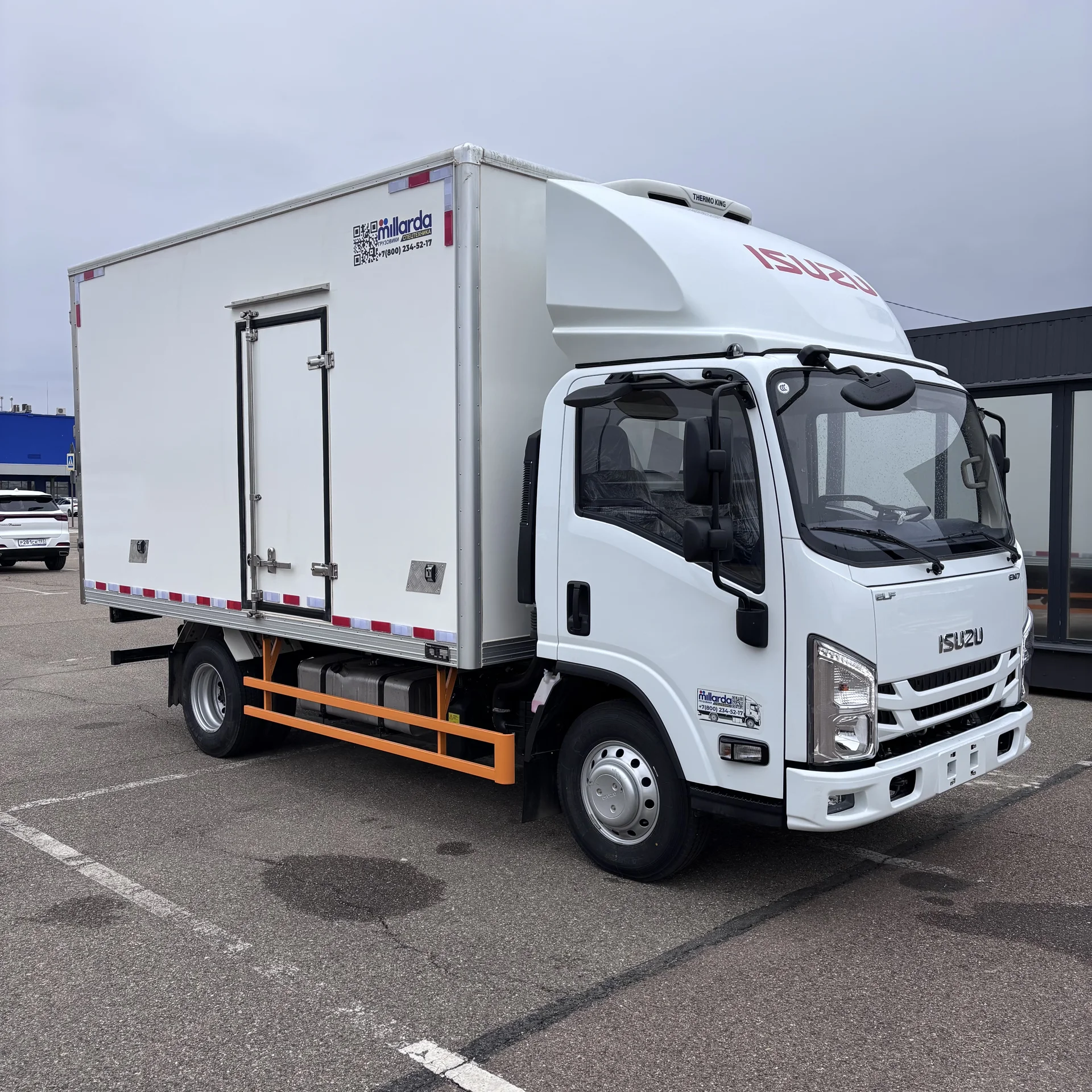 Isuzu Elf - миниатюра 13