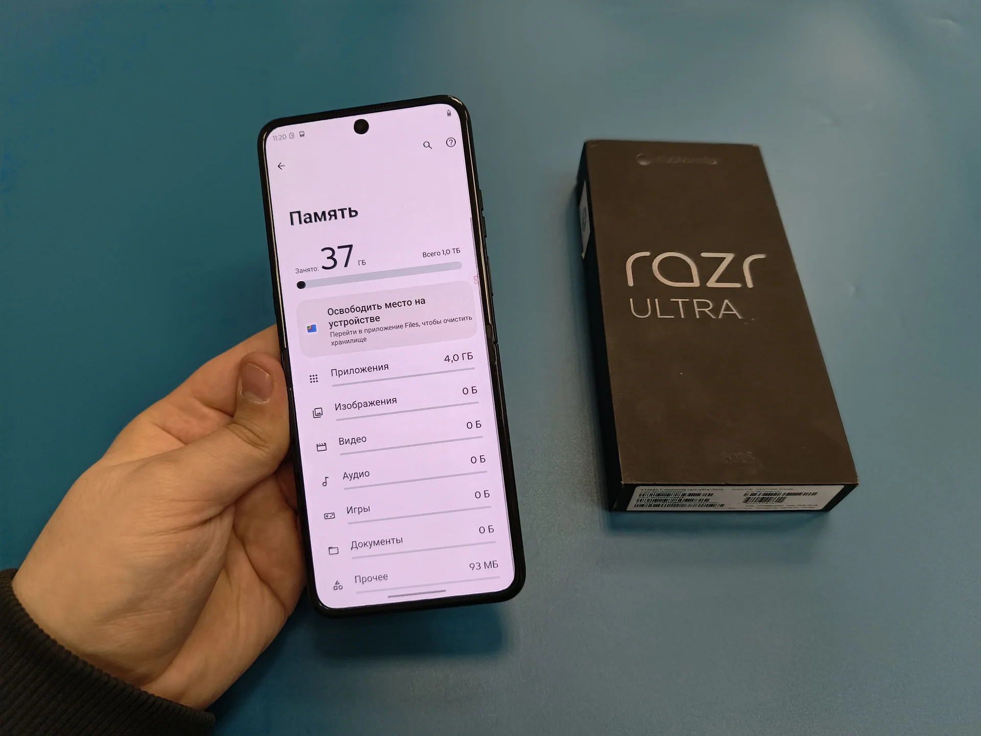 Motorola RAZR 60 Ultra - миниатюра 3