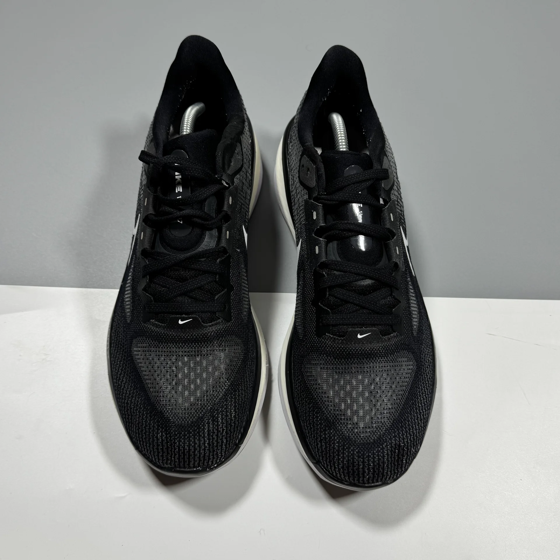 Кроссовки Nike Zoom Vomero 17 оригинал - миниатюра 3