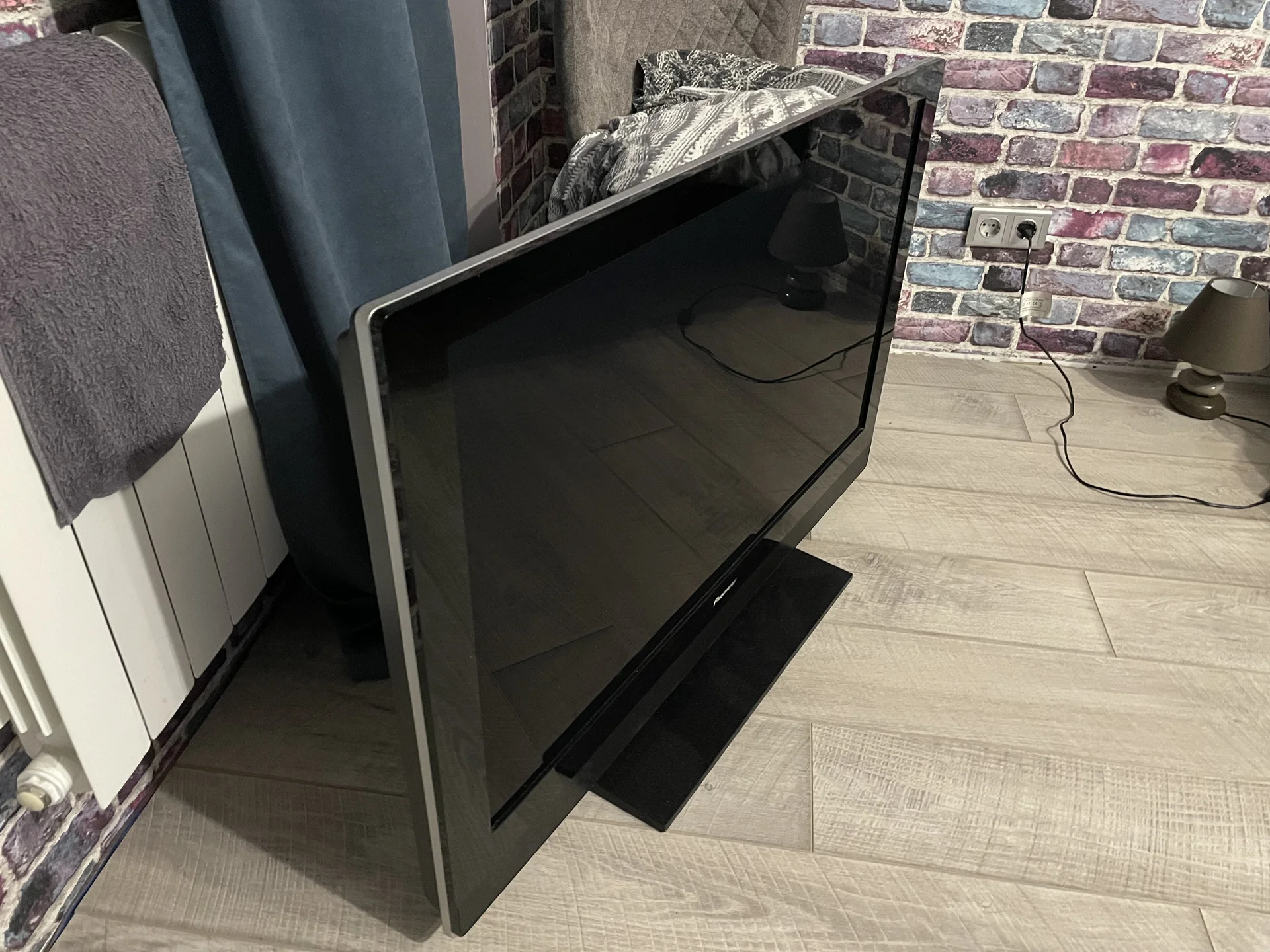 Плазма Pioneer PDP-SX4280D - миниатюра 2
