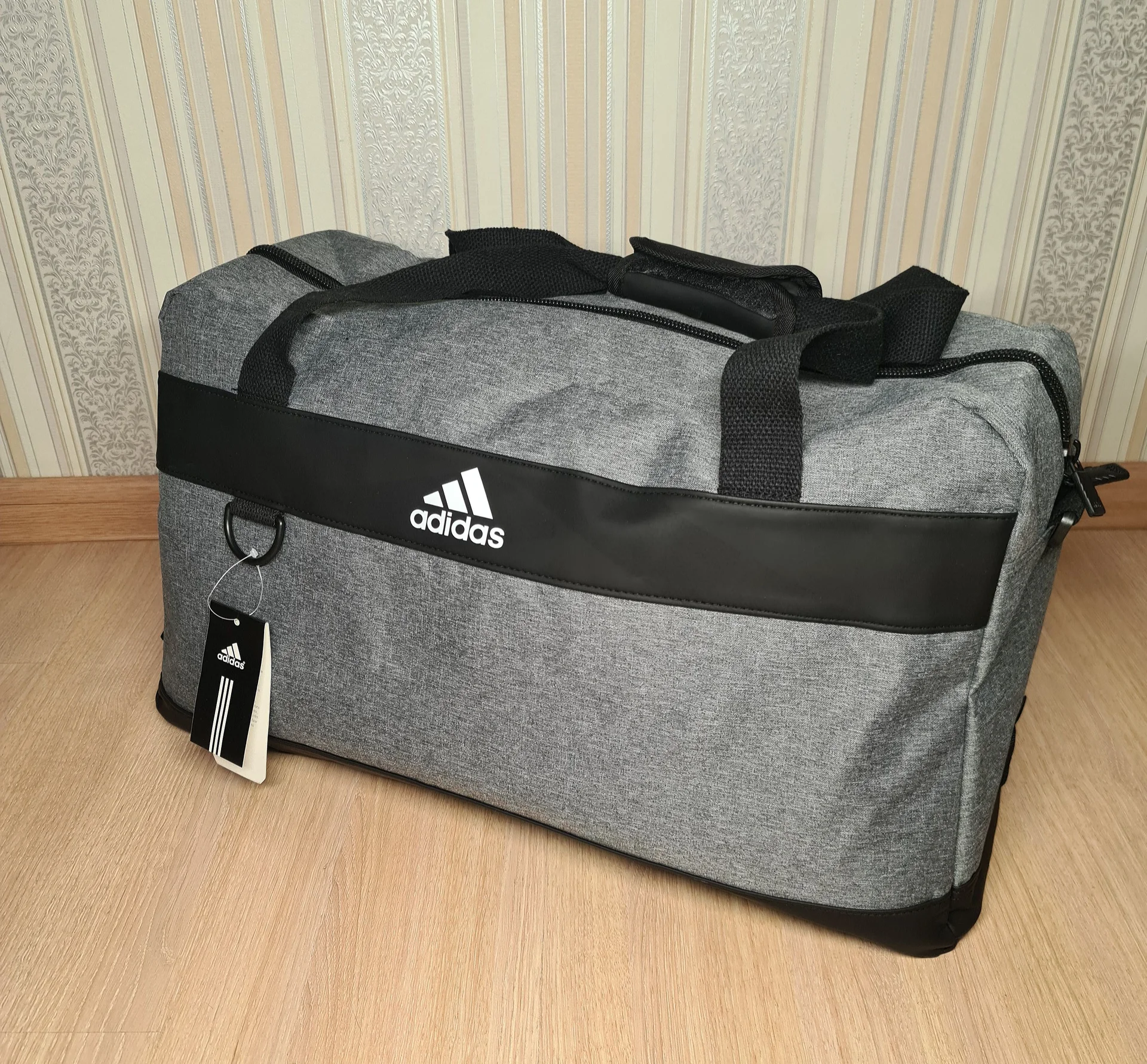 Новая сумка adidas - миниатюра 3