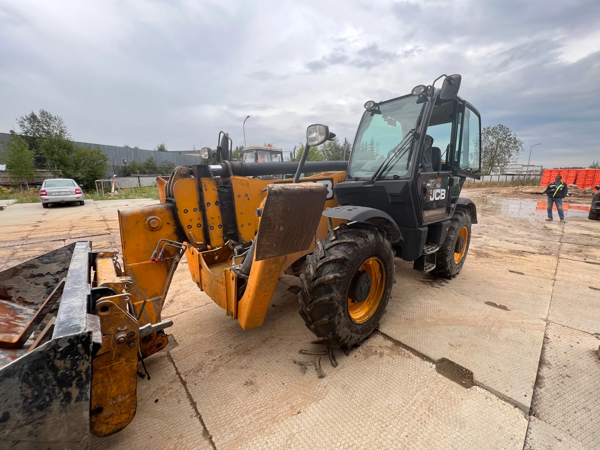 Аренда телескопического погрузчика JCB/Manitou - миниатюра 2