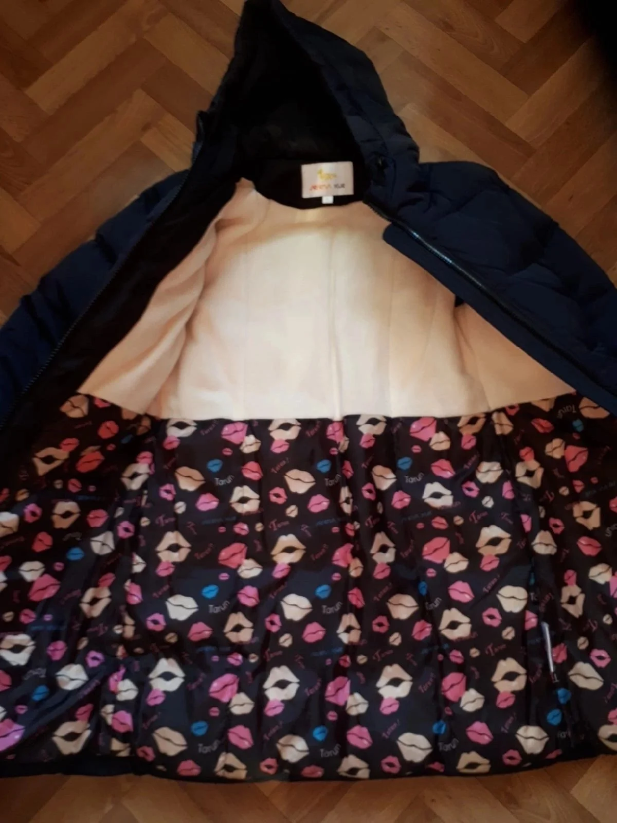 Куртка зимняя для девочки 134/140 - миниатюра 3