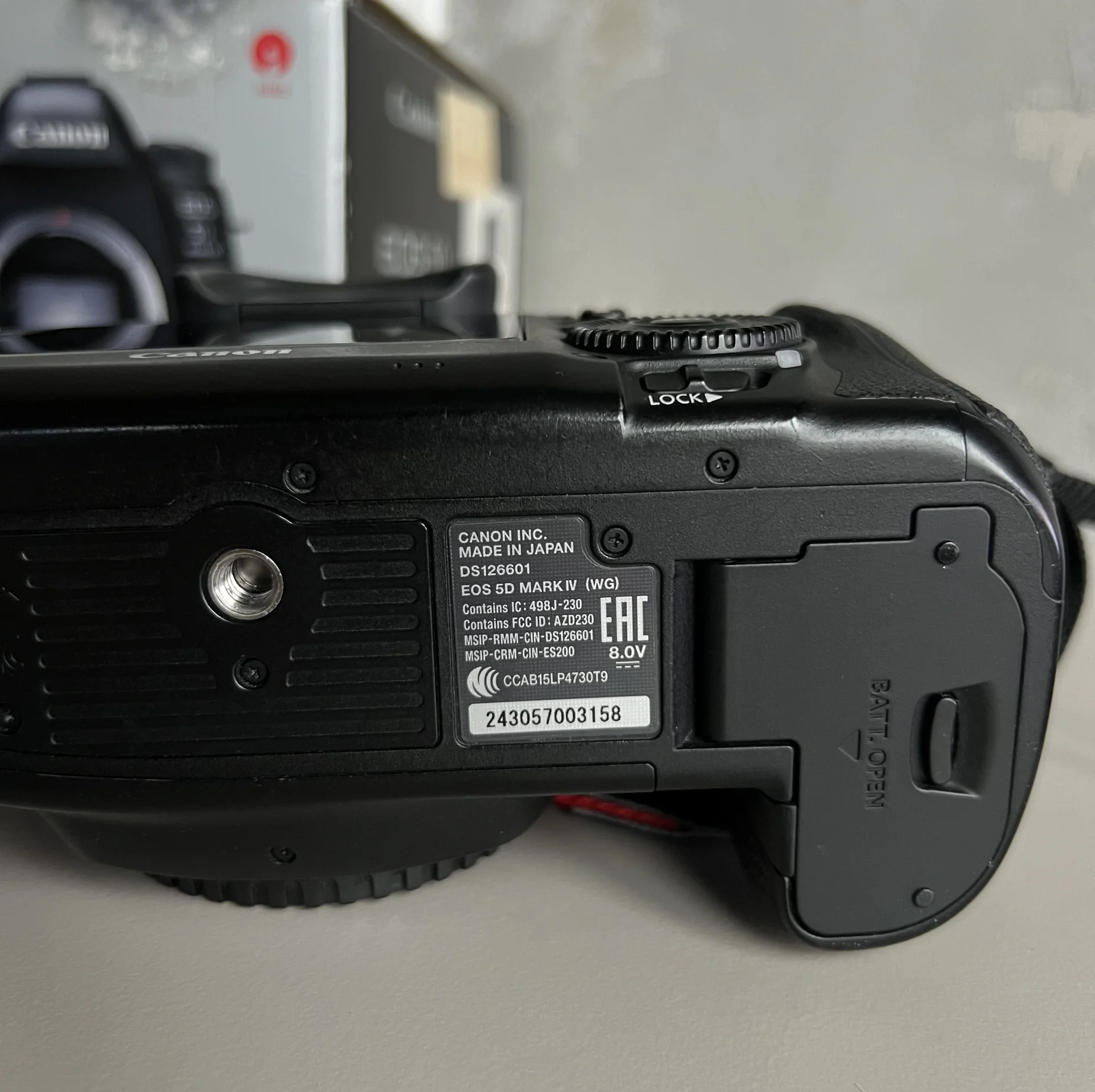 Canon 5D Mark IV body - миниатюра 5
