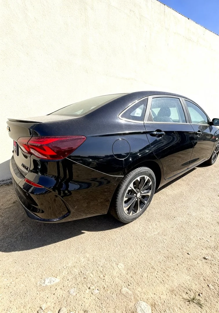 НОВЫЙ Chevrolet Monza 1.3 AT, 2023, 25 км - миниатюра 4