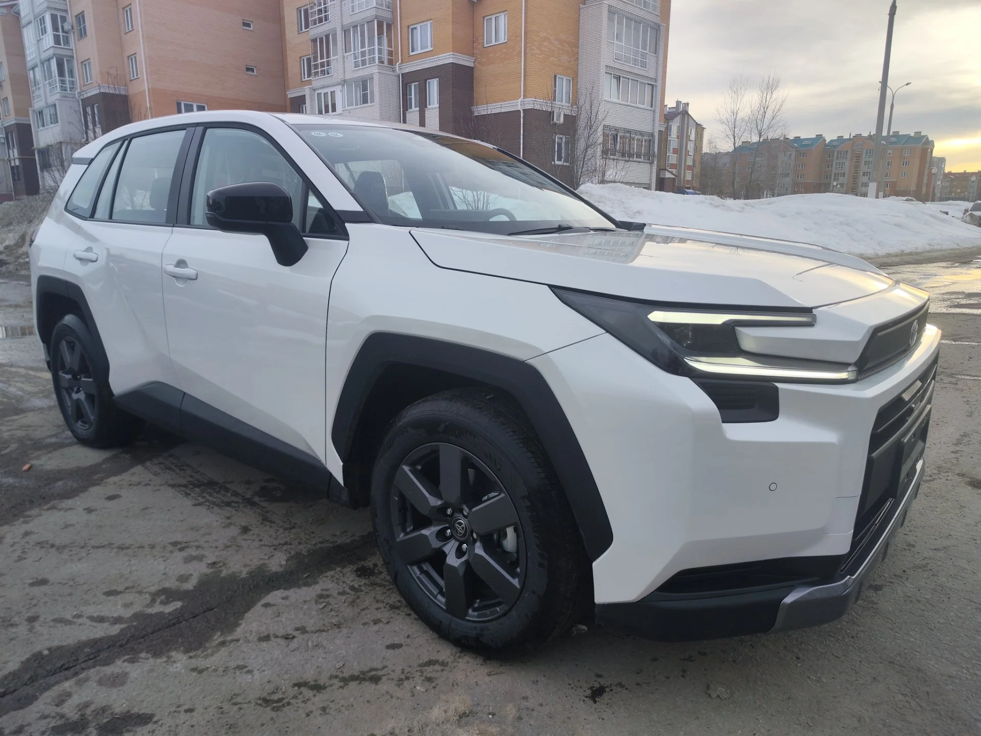 НОВЫЙ Toyota RAV4, 2026 - миниатюра 3