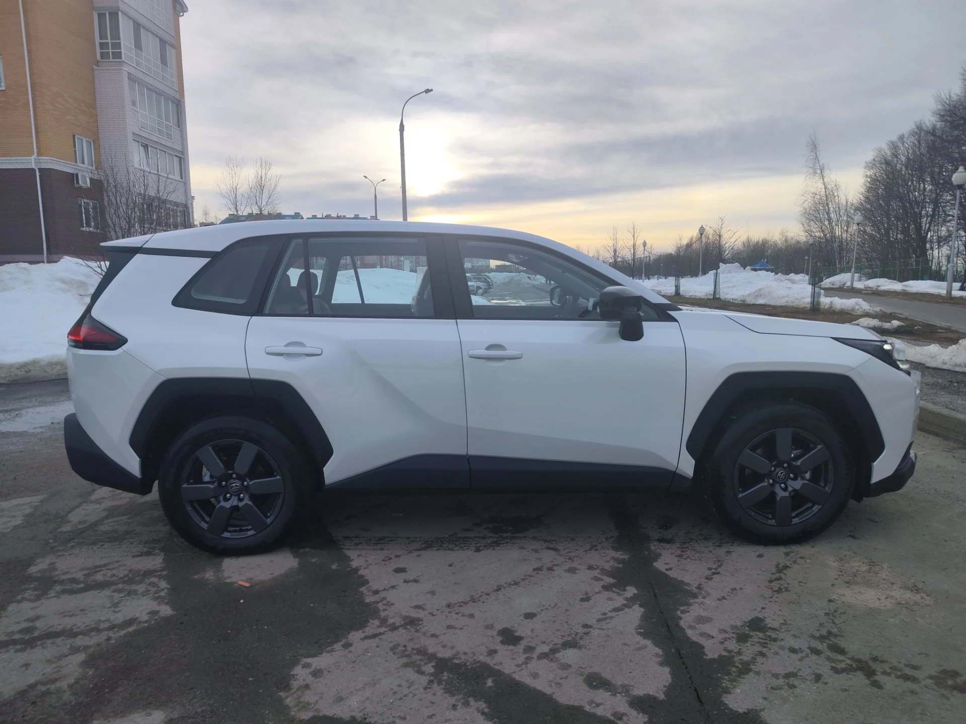 НОВЫЙ Toyota RAV4, 2026 - миниатюра 4