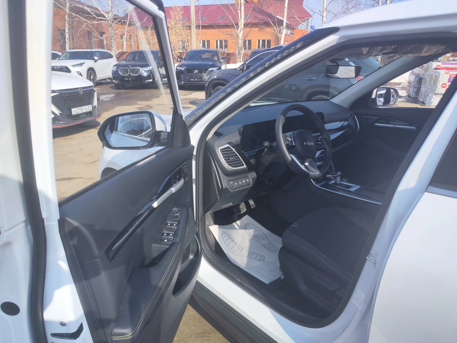 НОВЫЙ Kia Seltos 1.5 CVT, 2026 - миниатюра 8