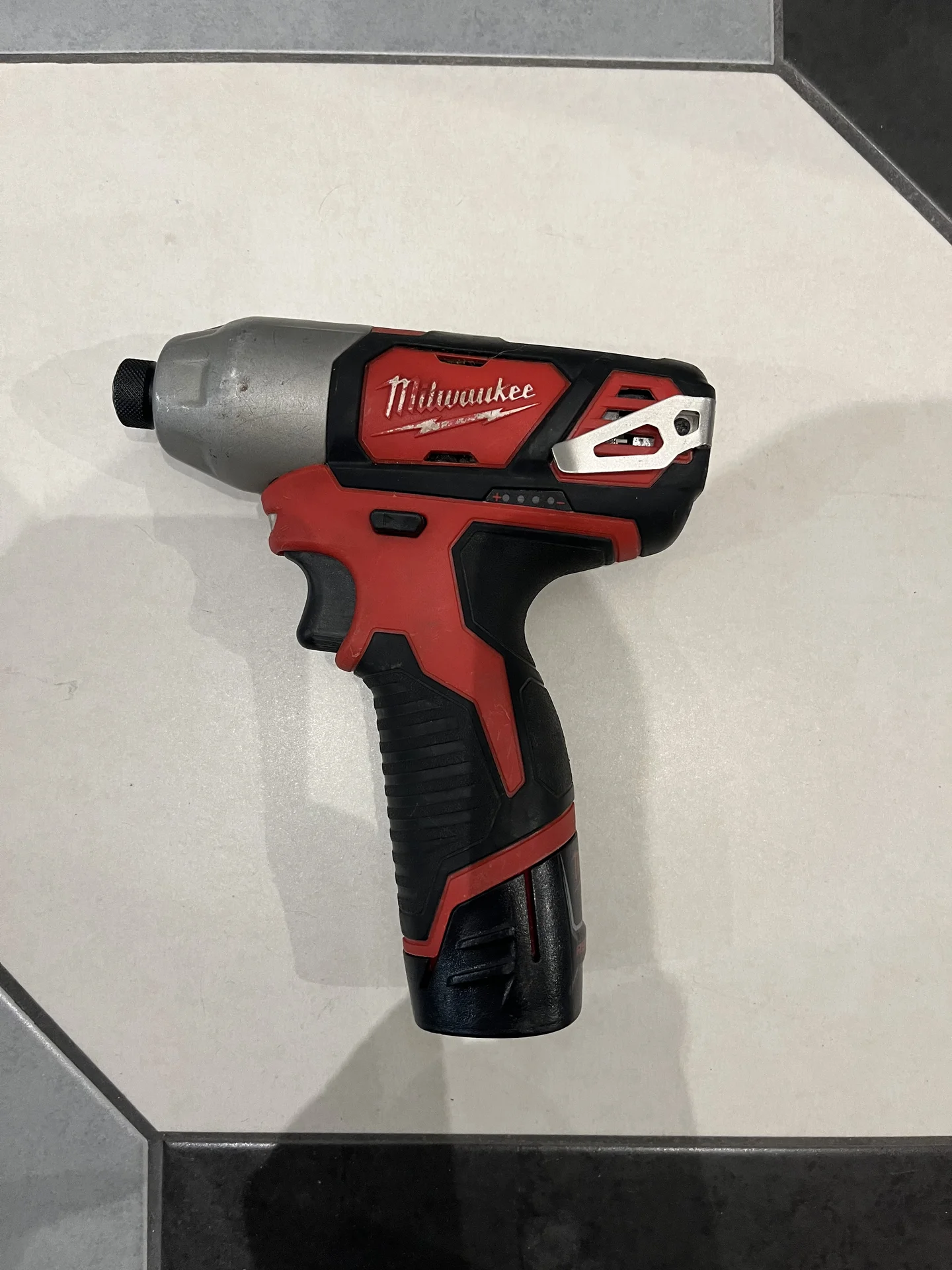 Milwaukee 2462-20 - миниатюра 3