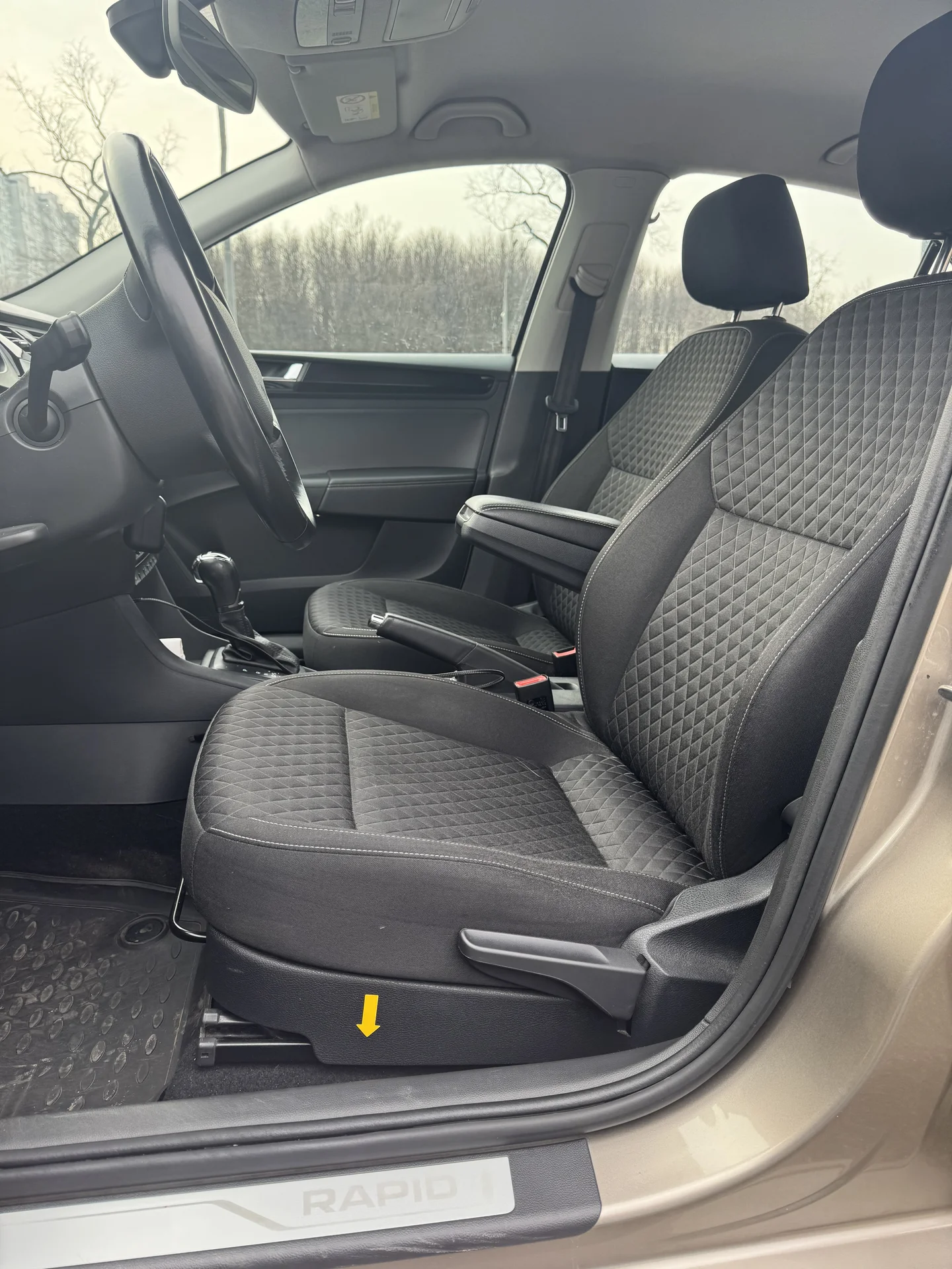 Skoda Rapid - миниатюра 11