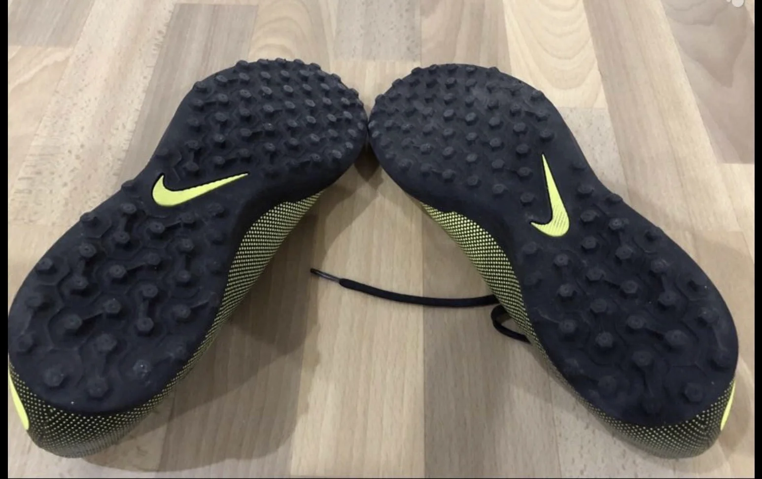 Кроссовки (бутсы) Nike. - миниатюра 3
