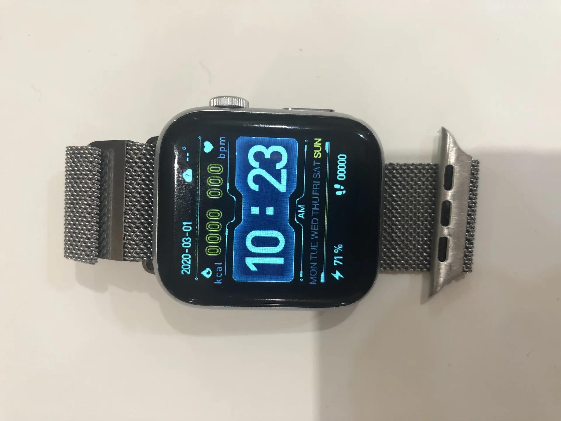 Часы watch pro и наушники - миниатюра 6
