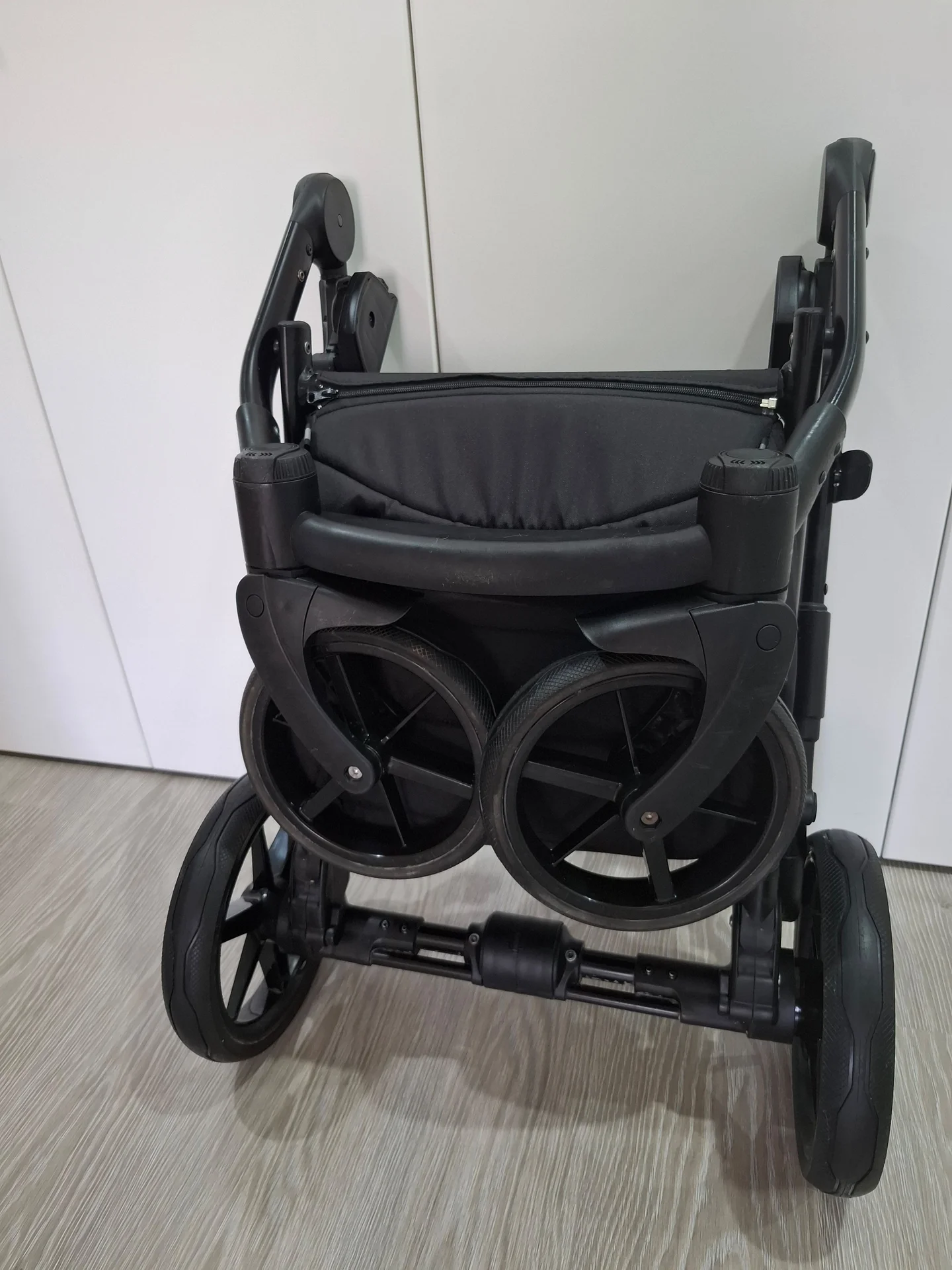 Коляска 2 в 1 Adamex Mobi Air (реверсивный блок). - миниатюра 7
