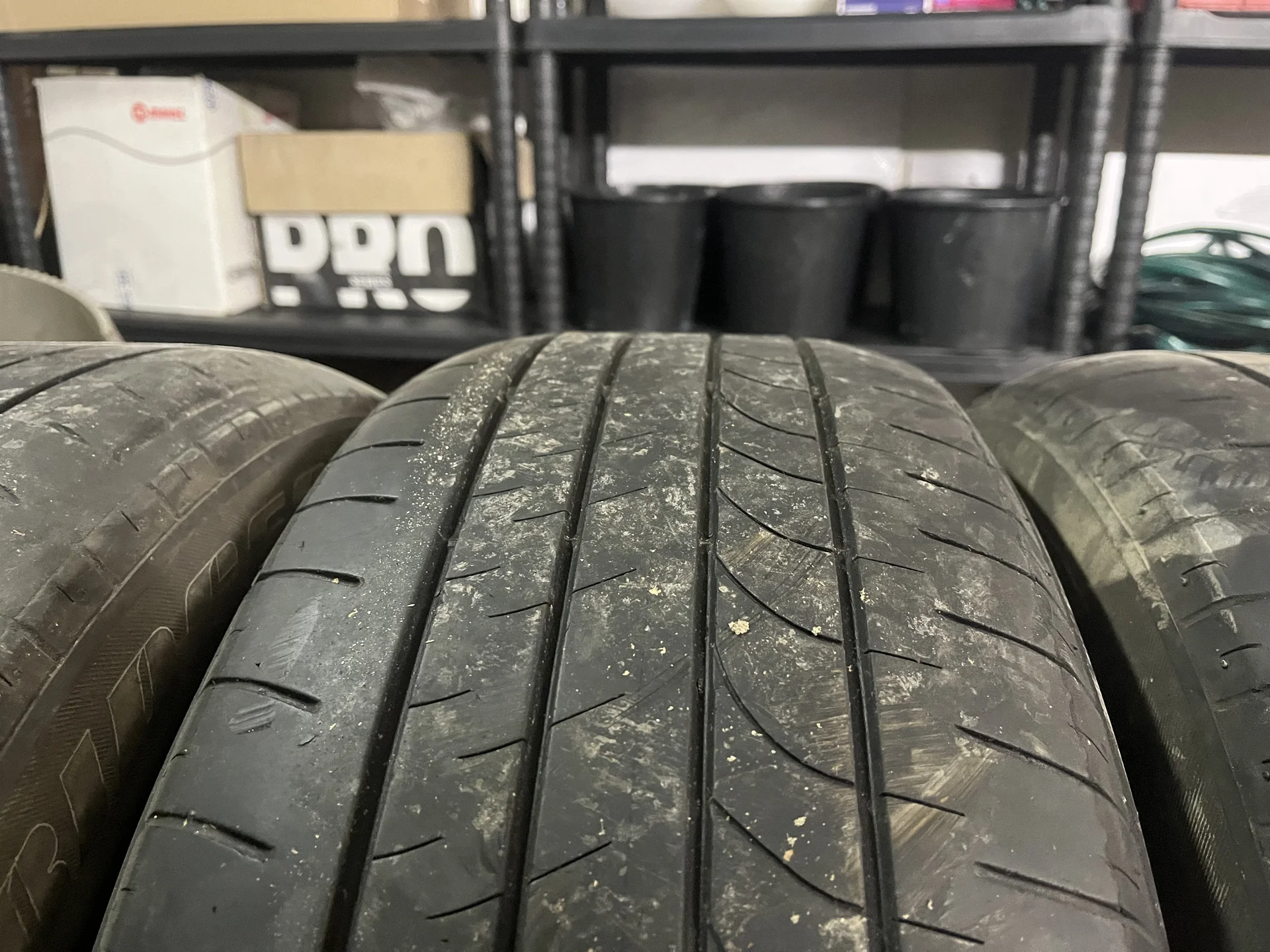 летние шины Bridgestone 235/55R20 - миниатюра 5