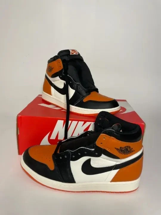Кроссовки Nike Air Jordan Shattered Backboard - миниатюра 4