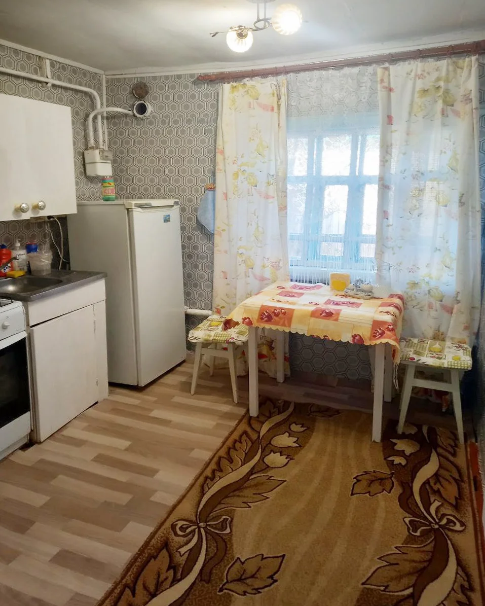 Дом с участком в центре Гудка - миниатюра 4