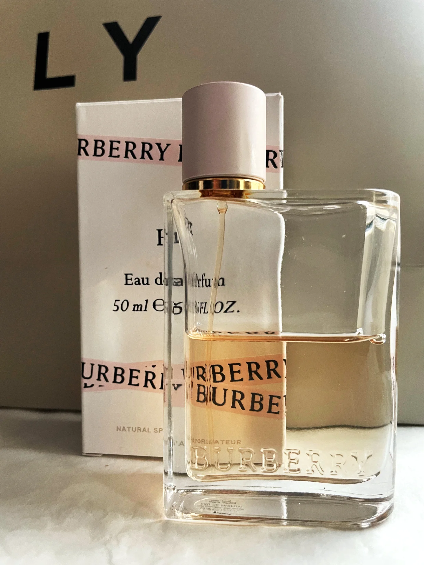 Парфюмерная вода BURBERRY her - миниатюра 2