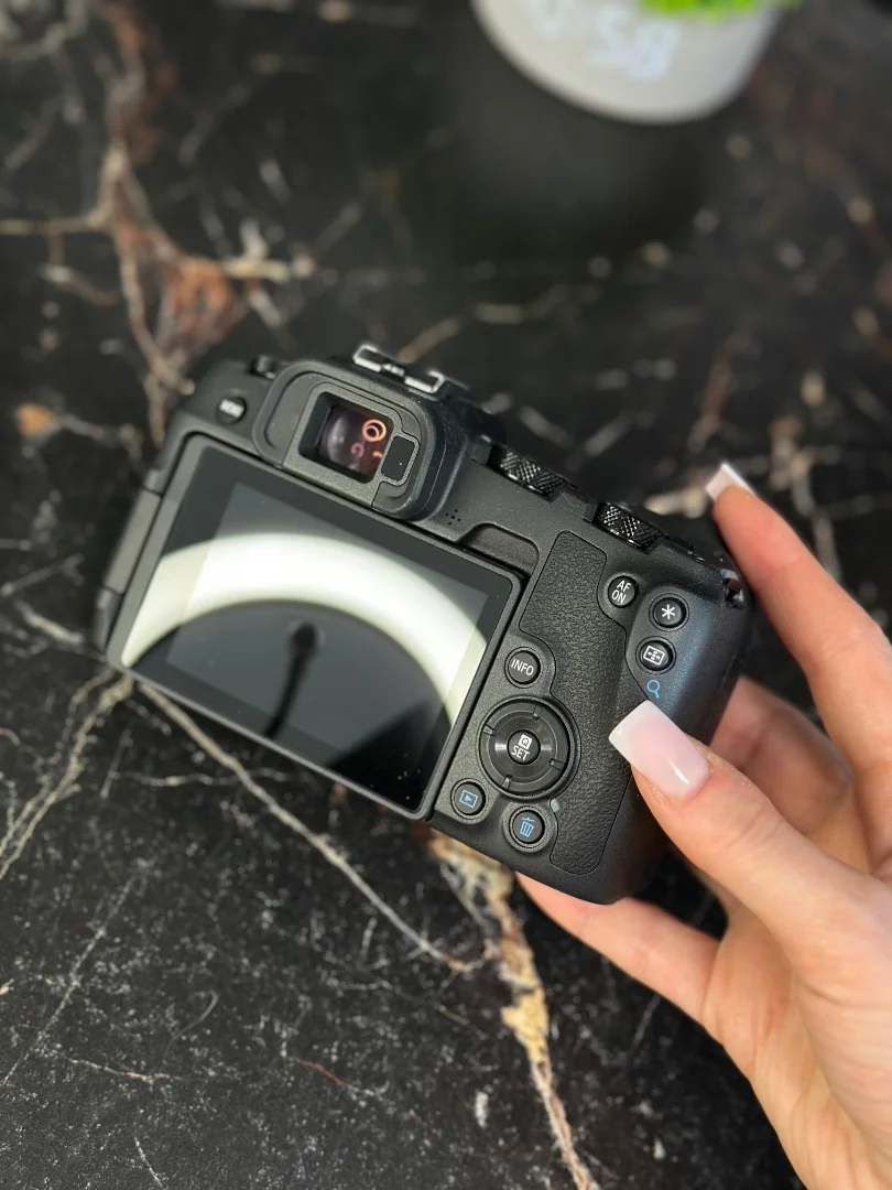 Canon RP + RF 1.8 - миниатюра 5