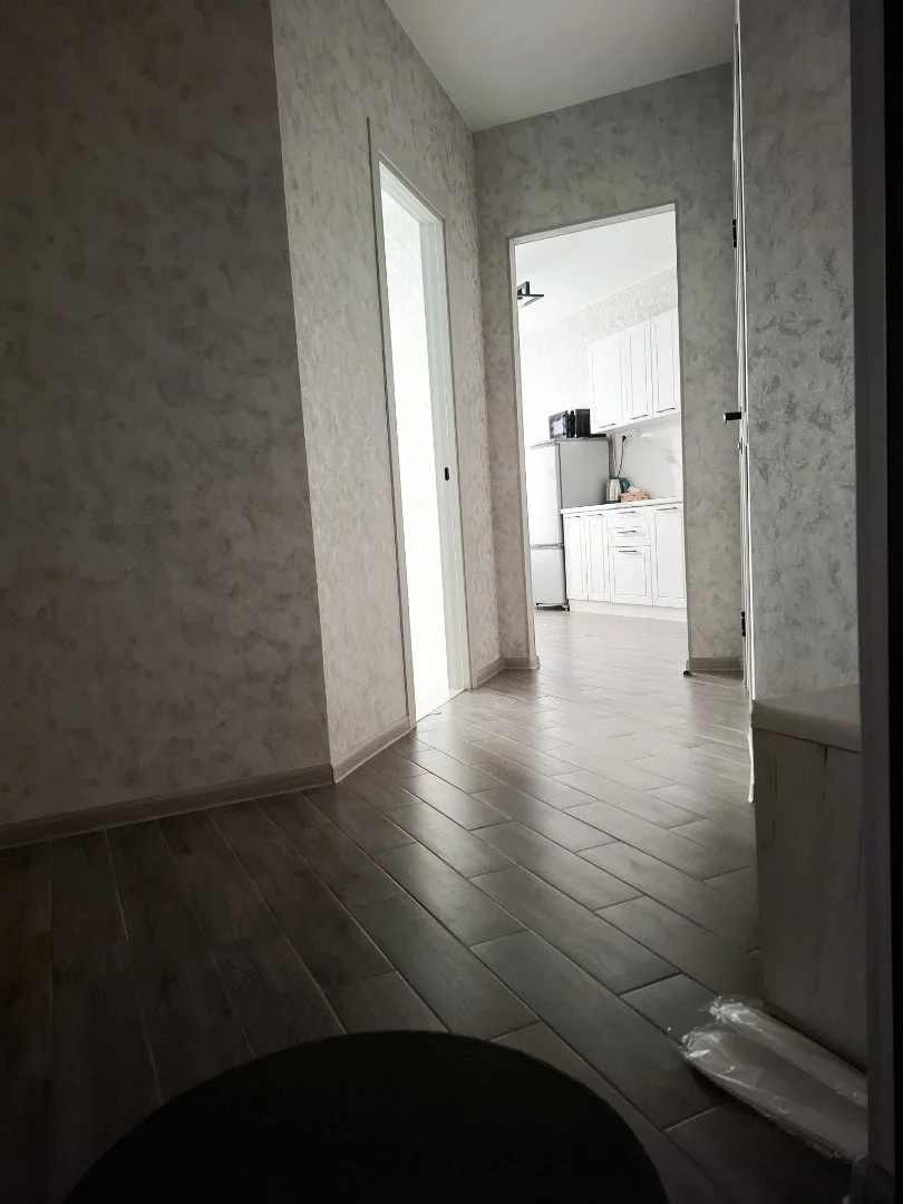 Уютная однокомнатная квартира,43м²,7/9 этаж - миниатюра 9