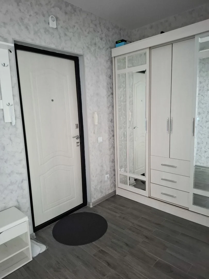 Уютная однокомнатная квартира,43м²,7/9 этаж - миниатюра 11
