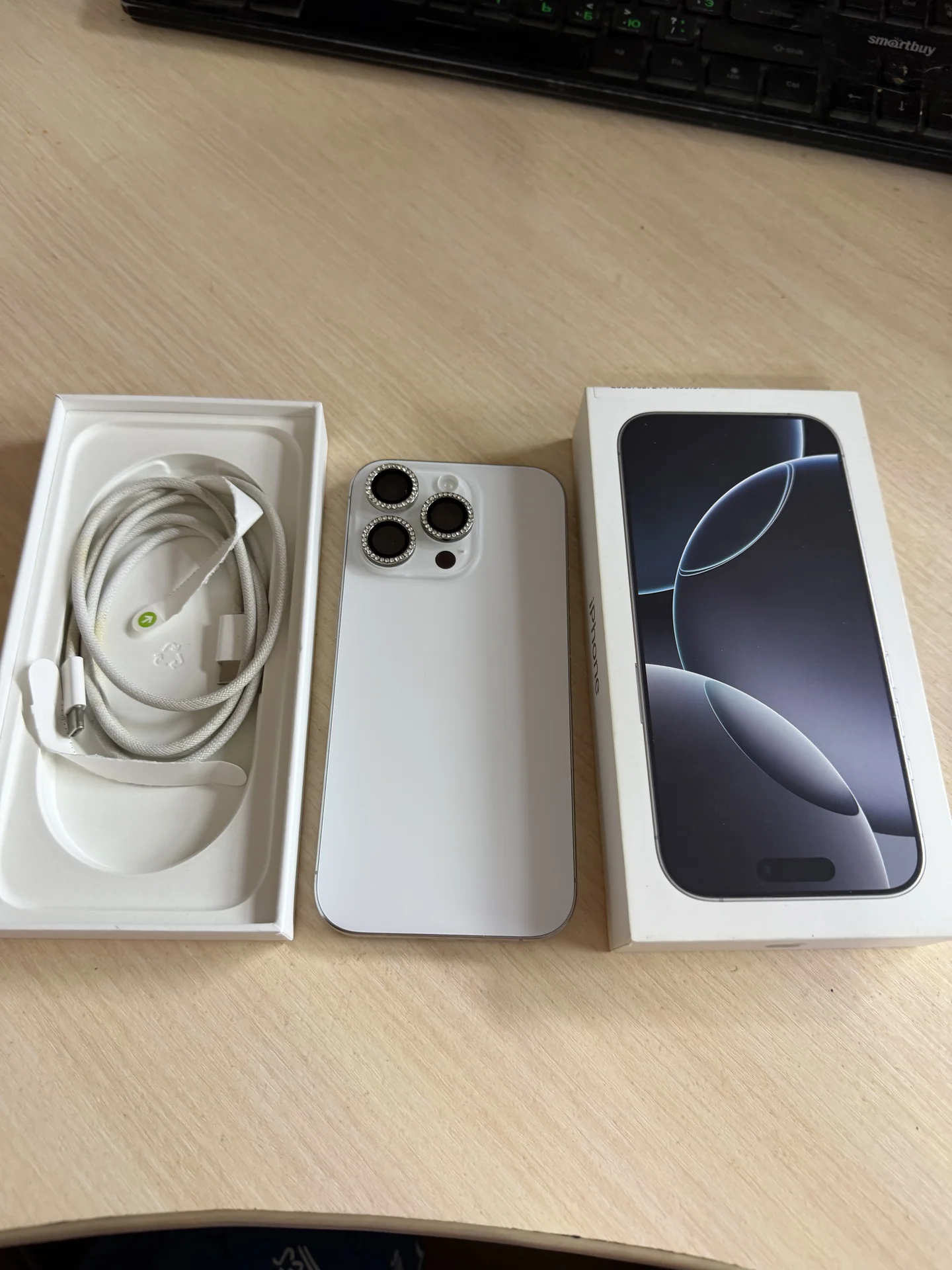 Продам iPhone 16pro 128GB - миниатюра 4