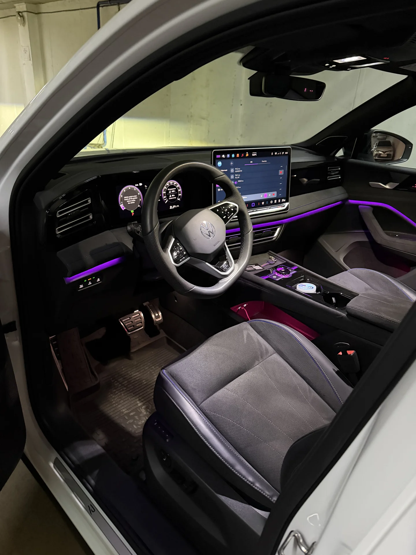 Volkswagen Tiguan L - миниатюра 13