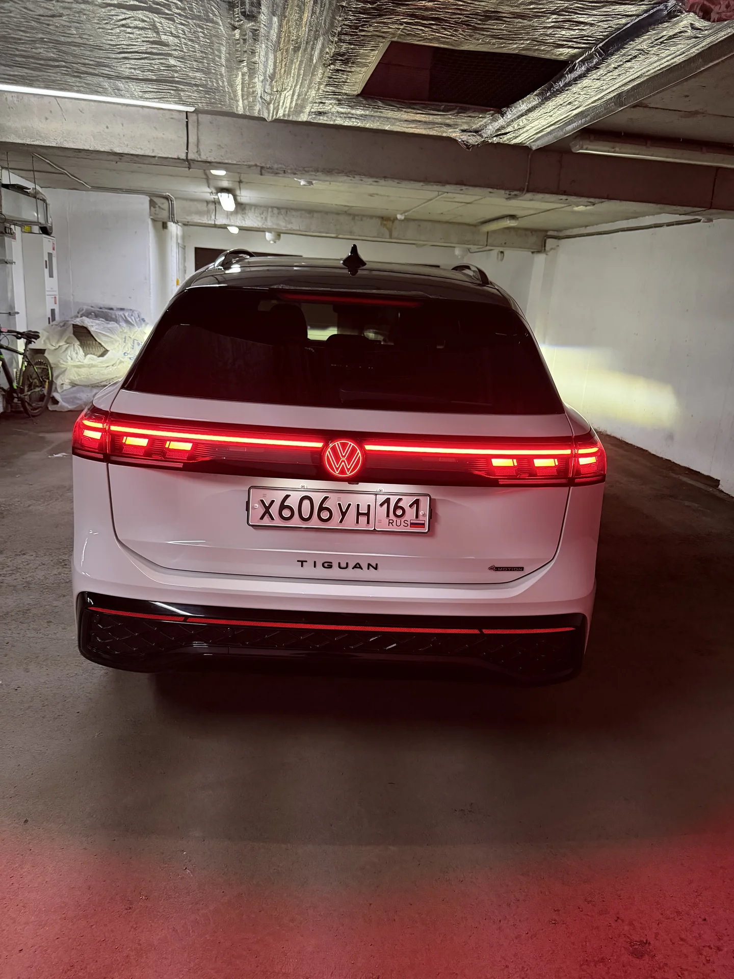 Volkswagen Tiguan L - миниатюра 17