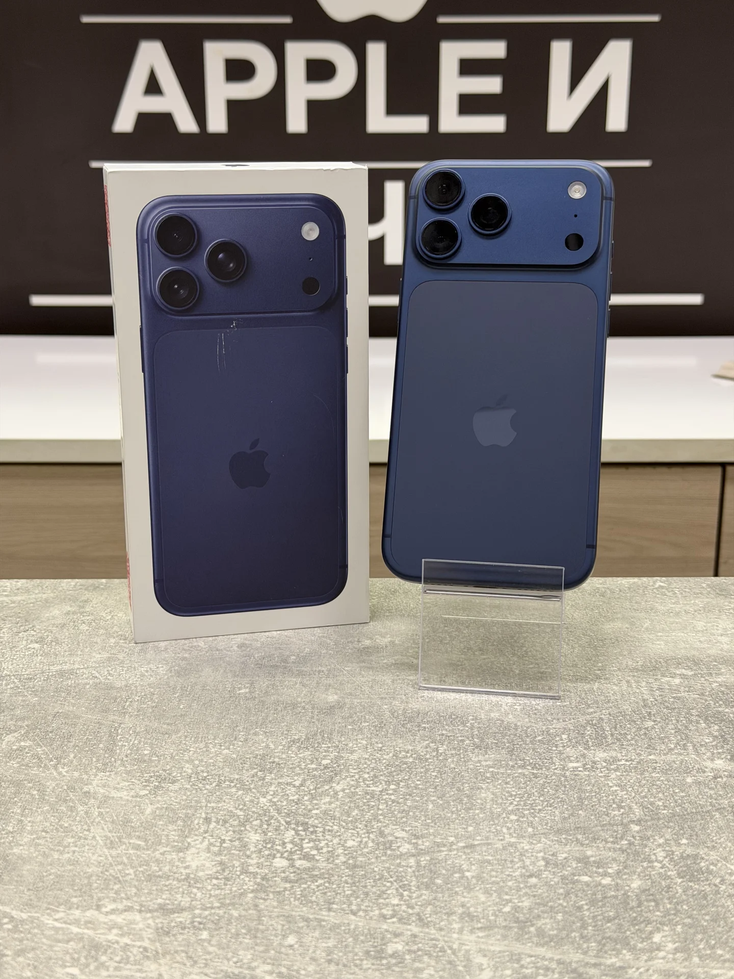 iPhone 17 Pro Max 512Gb Blue - изображение 1