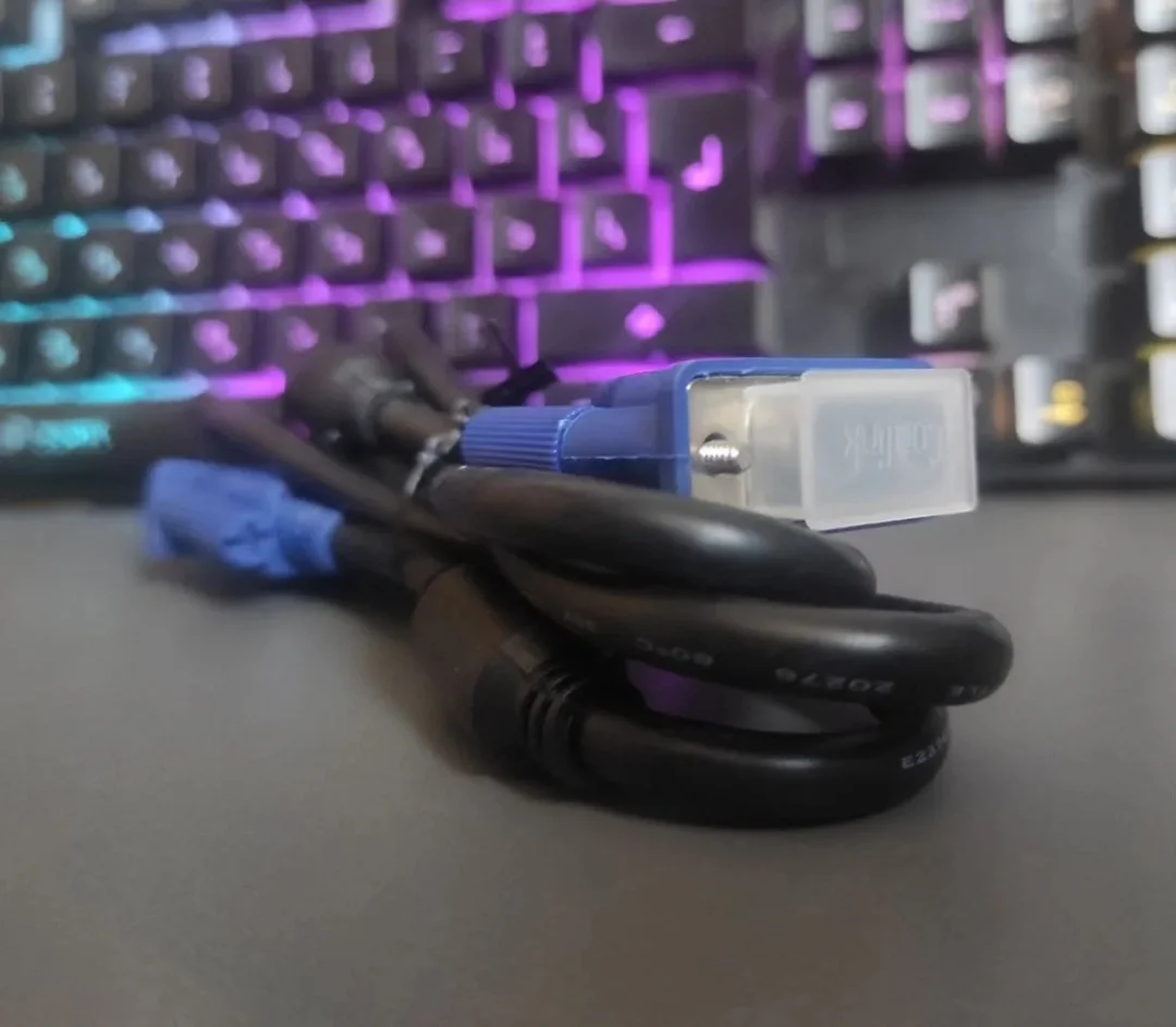 Кабель для монитора VGA-VGA 1.15м, новый - изображение 1