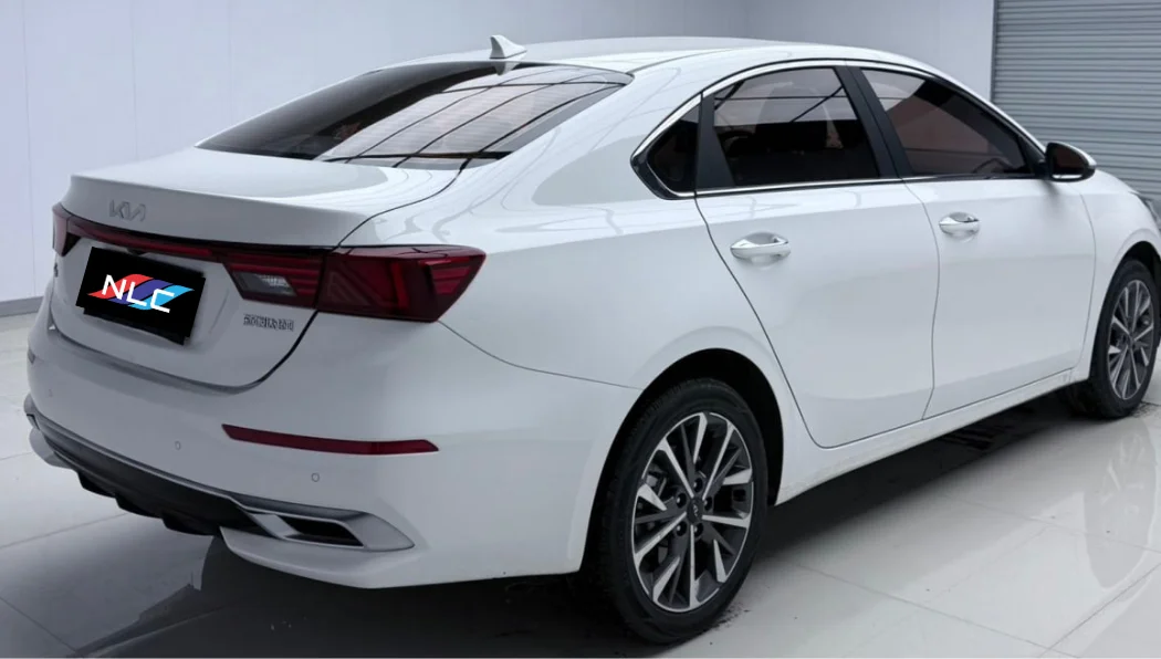 KIA K3 1.5L CVT Fashion Edition 2021 года - миниатюра 3