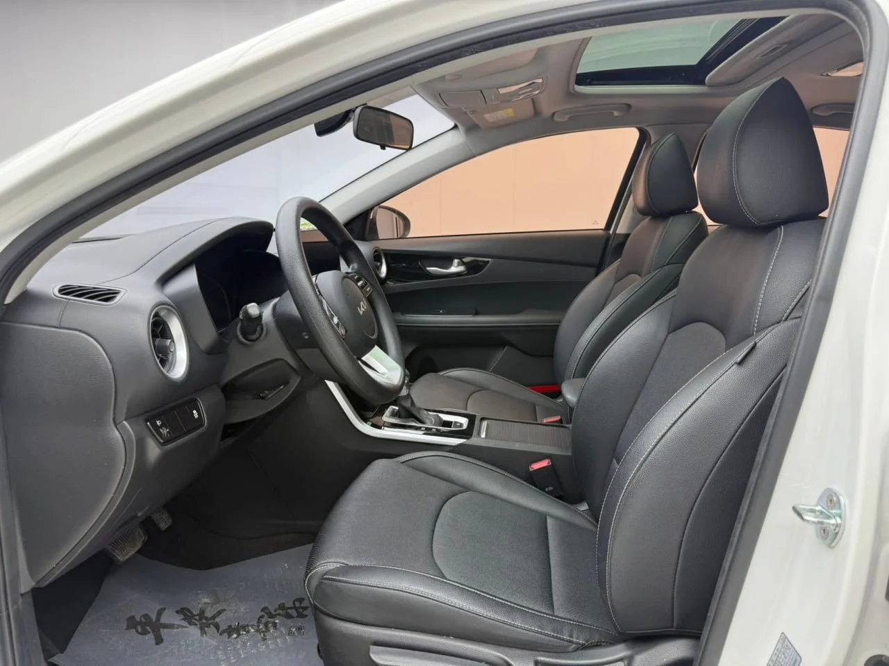 KIA K3 1.5L CVT Fashion Edition 2021 года - миниатюра 5