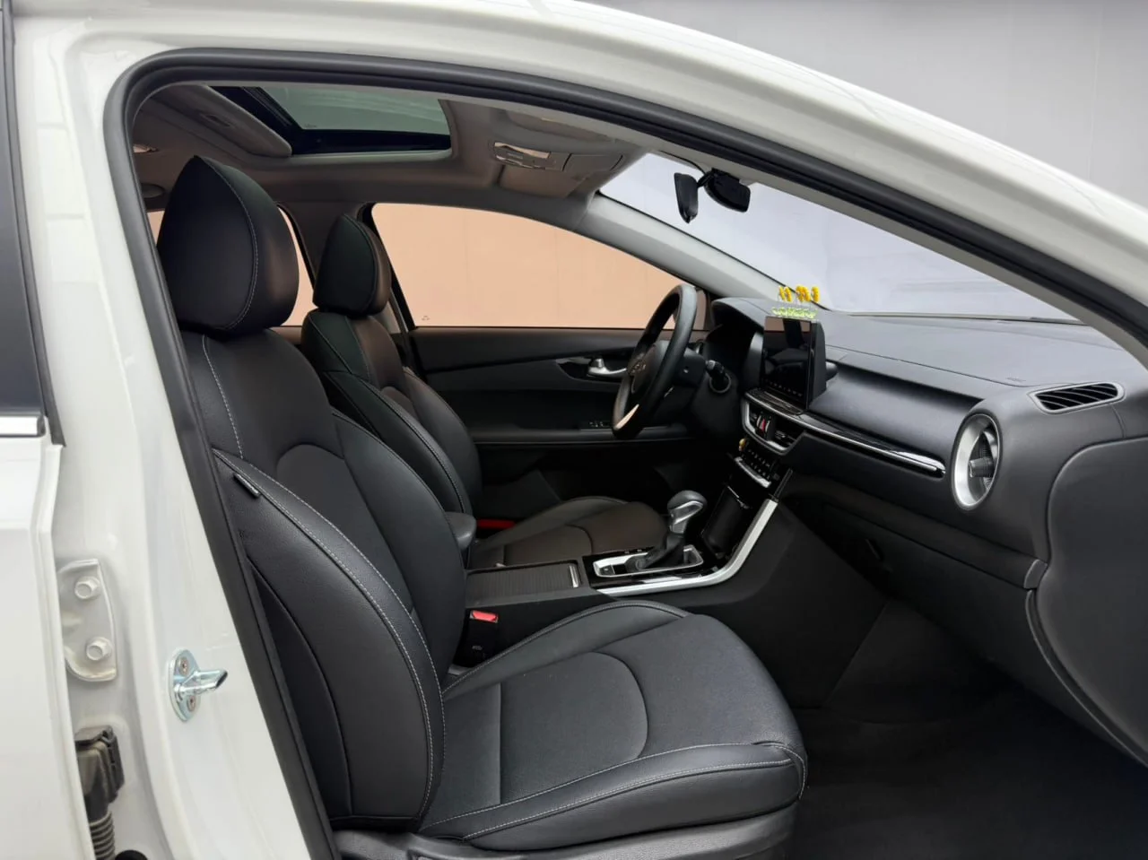 KIA K3 1.5L CVT Fashion Edition 2021 года - миниатюра 9