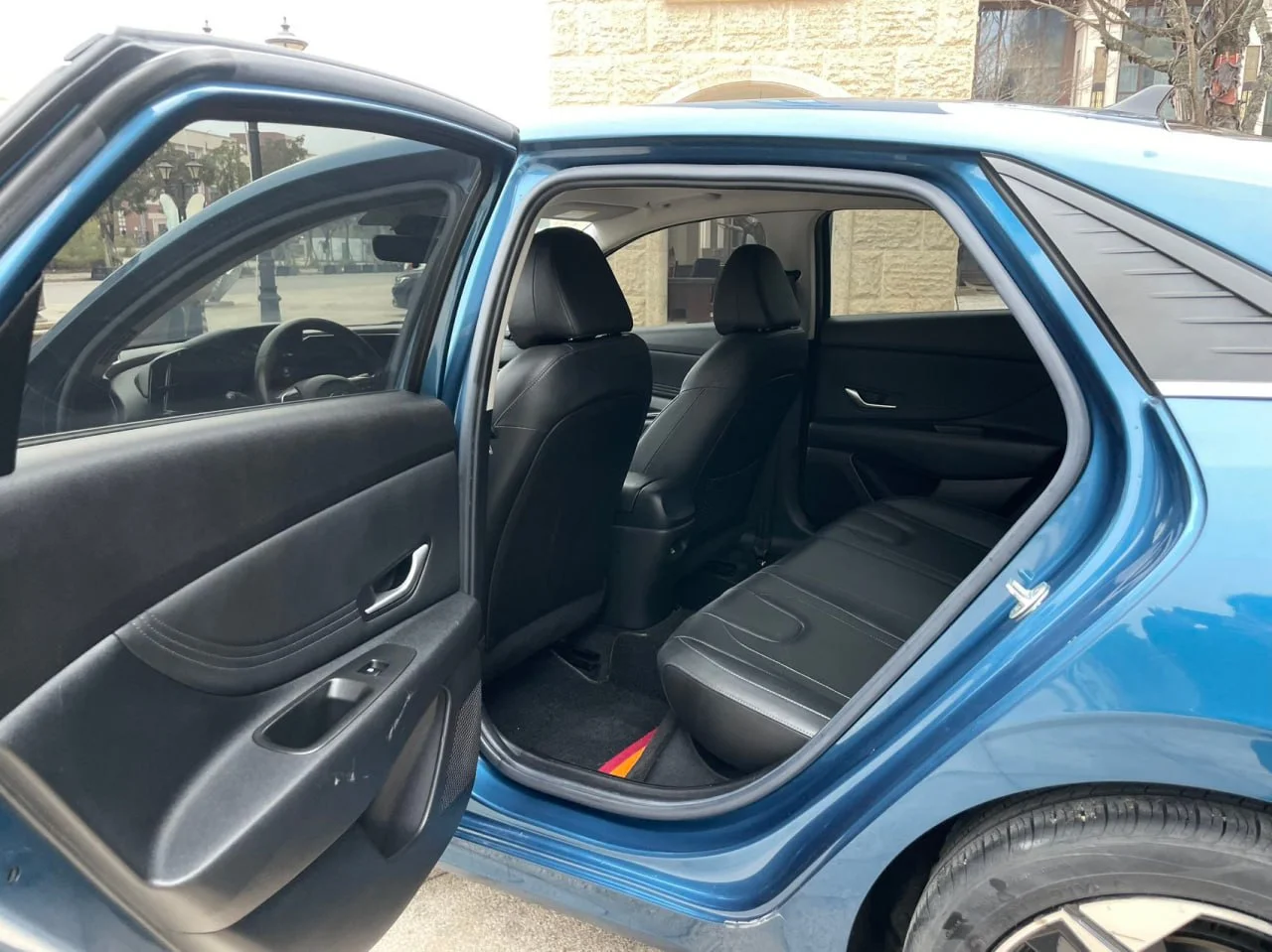 Hyundai Elantra 1,5 2021 года - миниатюра 8