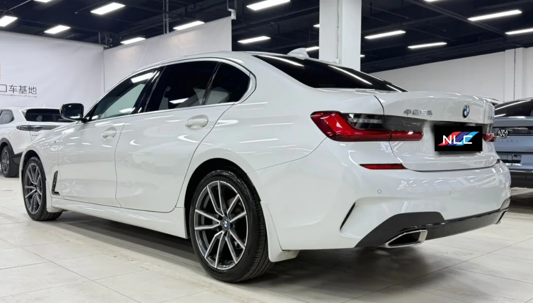 BMW 3 320Li xDrive 2.0T M Sport 2022 года - миниатюра 4