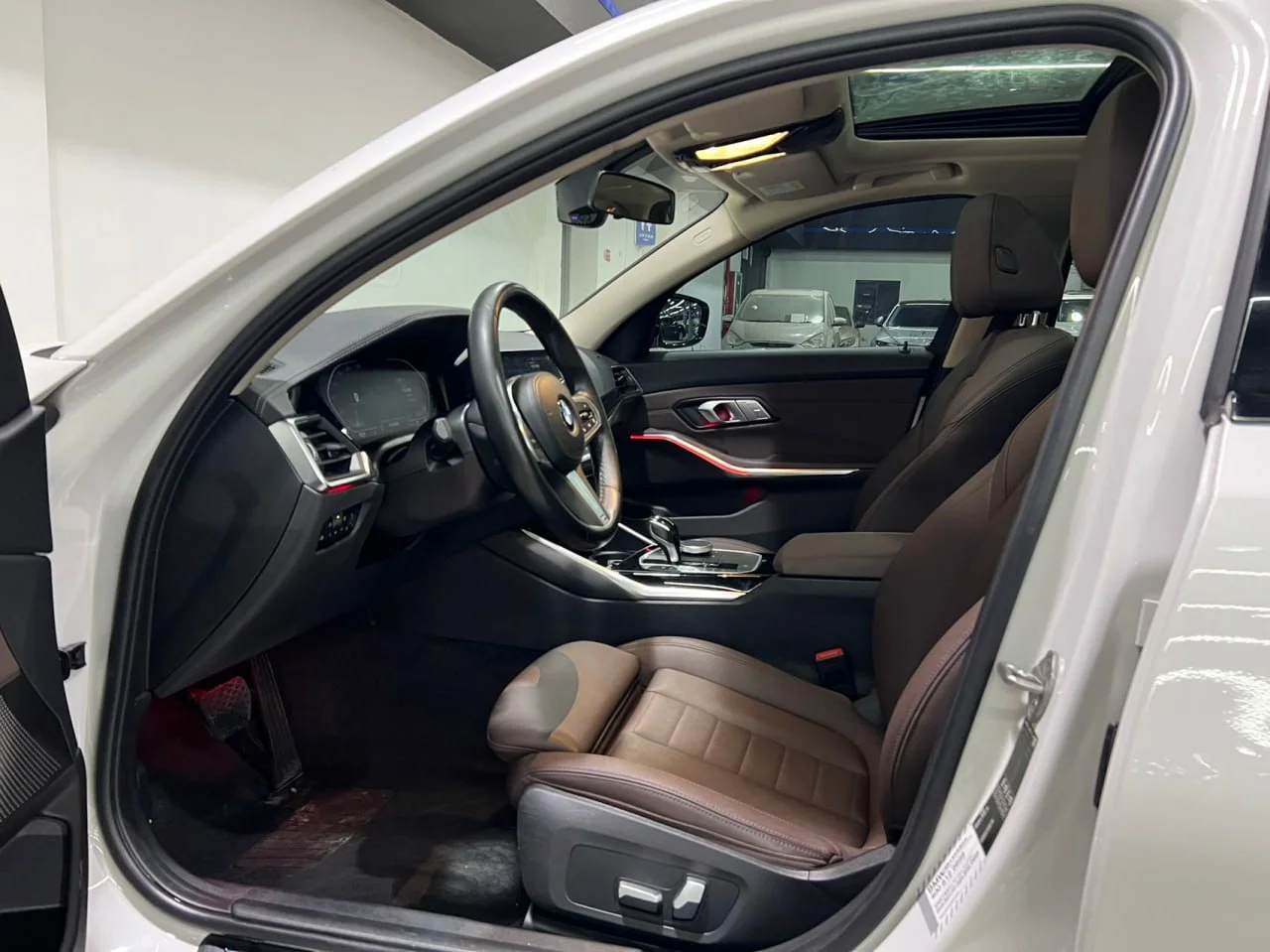 BMW 3 320Li xDrive 2.0T M Sport 2021 года - миниатюра 8