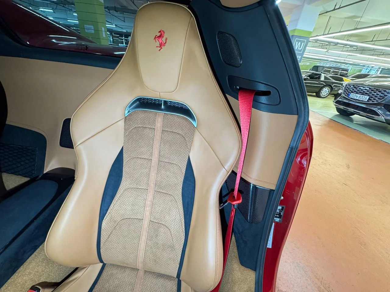 Ferrari 12Cilindri - миниатюра 7