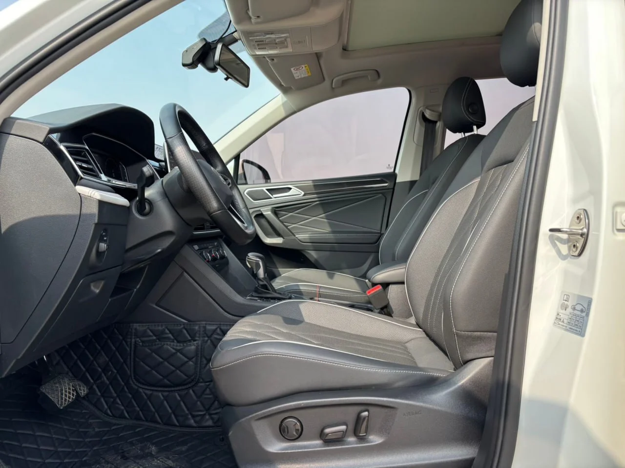 Доступен к заказу 🔵 Volkswagen Tiguan L 1.4TSI (280TSI) Limited Edition 2022г. - миниатюра 9