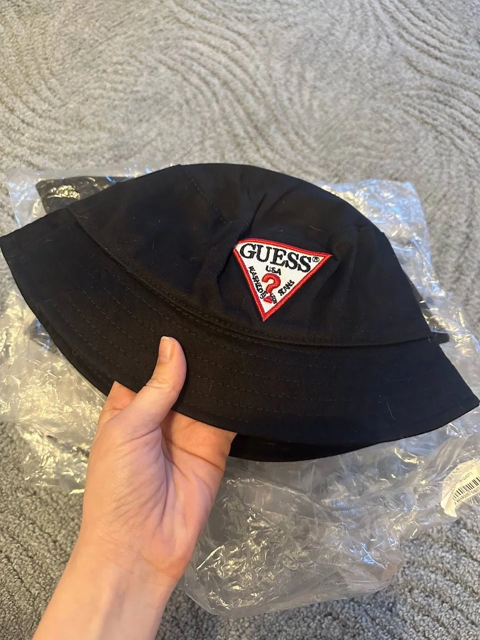 Панама Guess унисекс - изображение 1