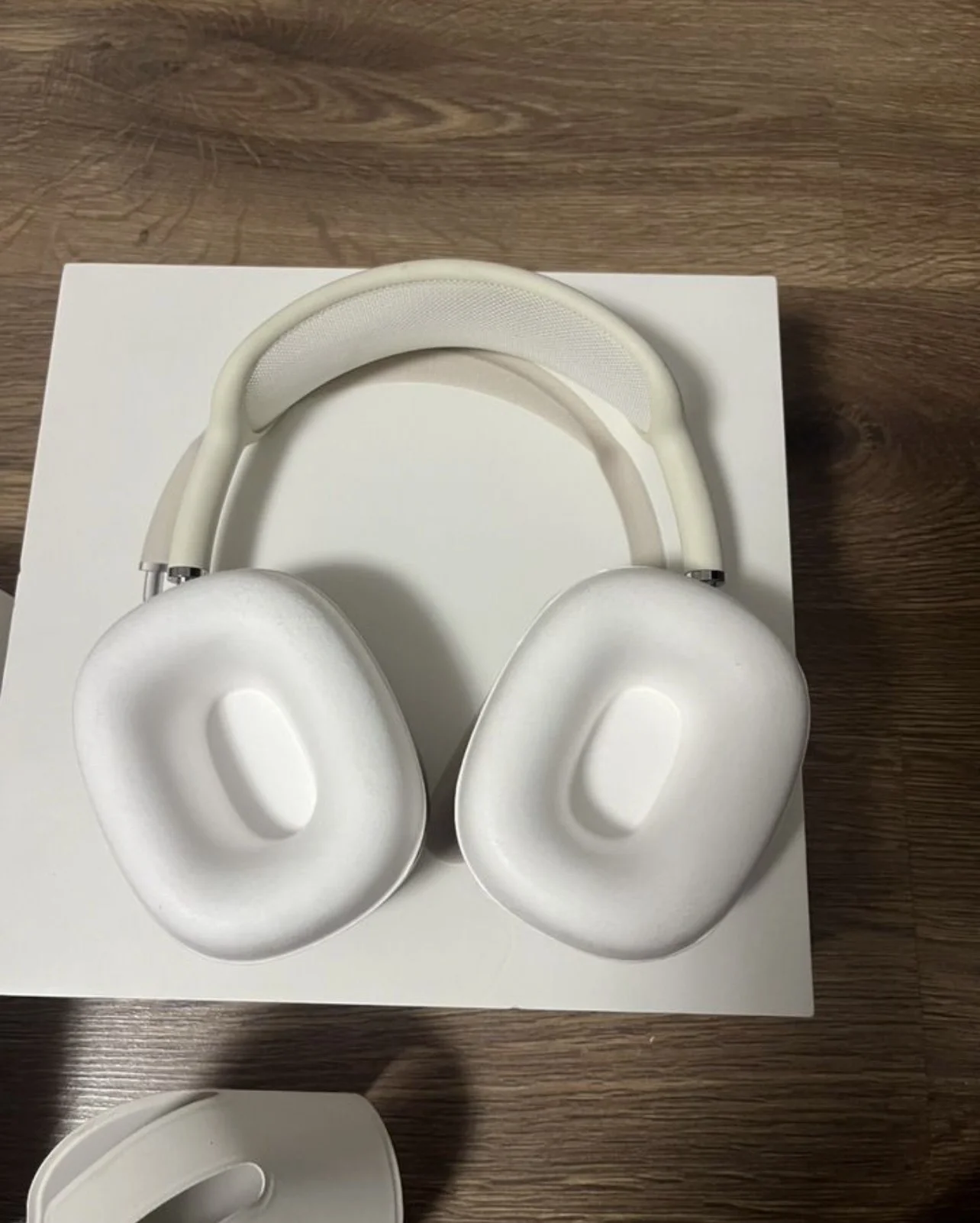 Apple AirPods Max - миниатюра 6