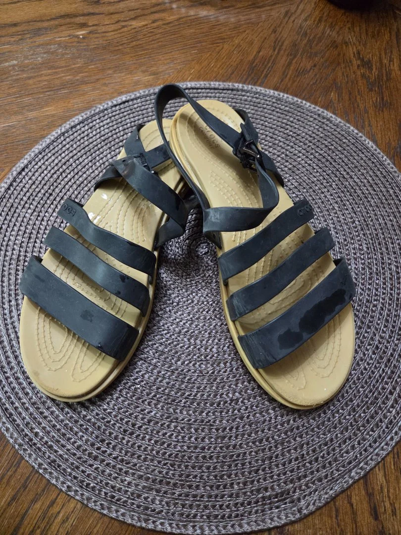 Босоножки Crocs - миниатюра 2