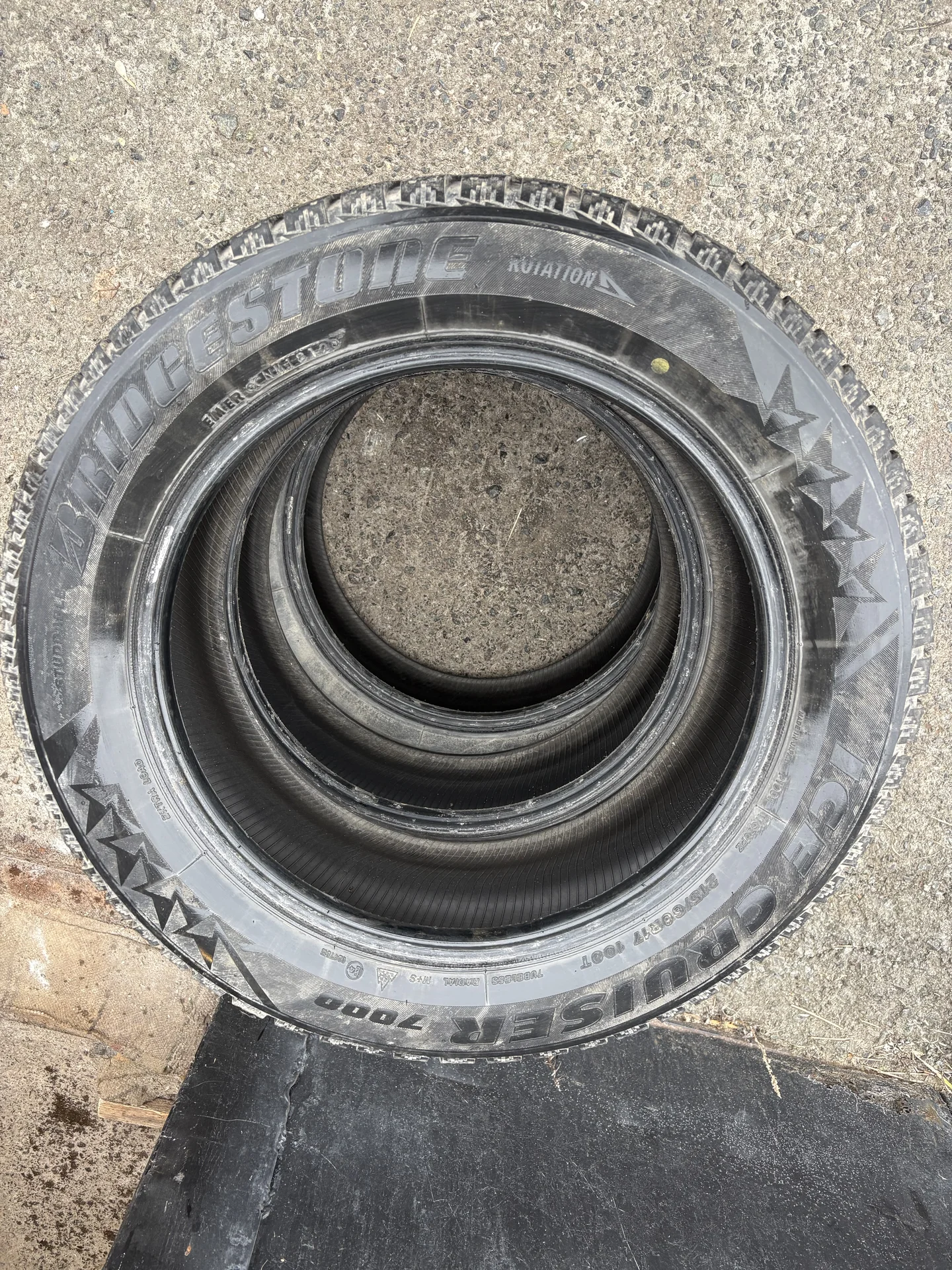 Продам шины зимние на 17r - изображение 1