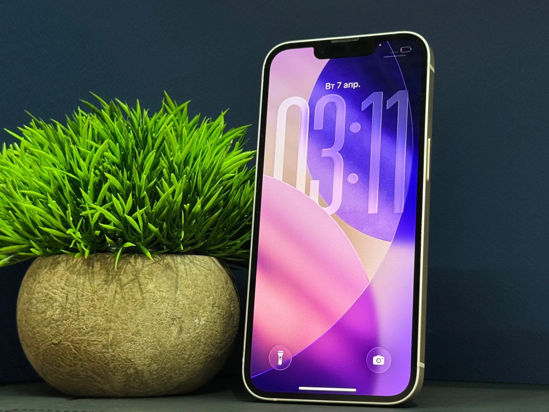 iPhone 13 128GB Starlight - миниатюра 2