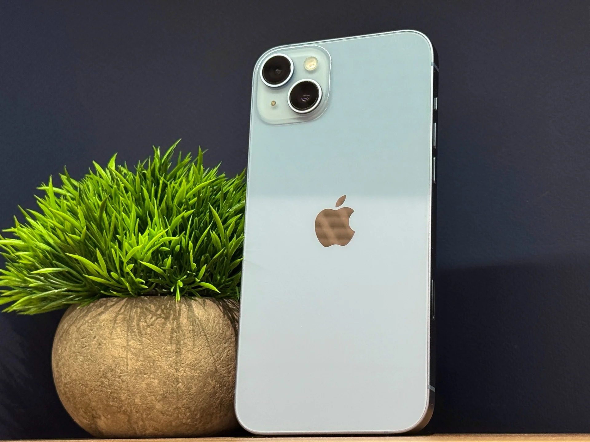 iPhone 14 Plus, 256 ГБ, SIM + eSIM - миниатюра 3