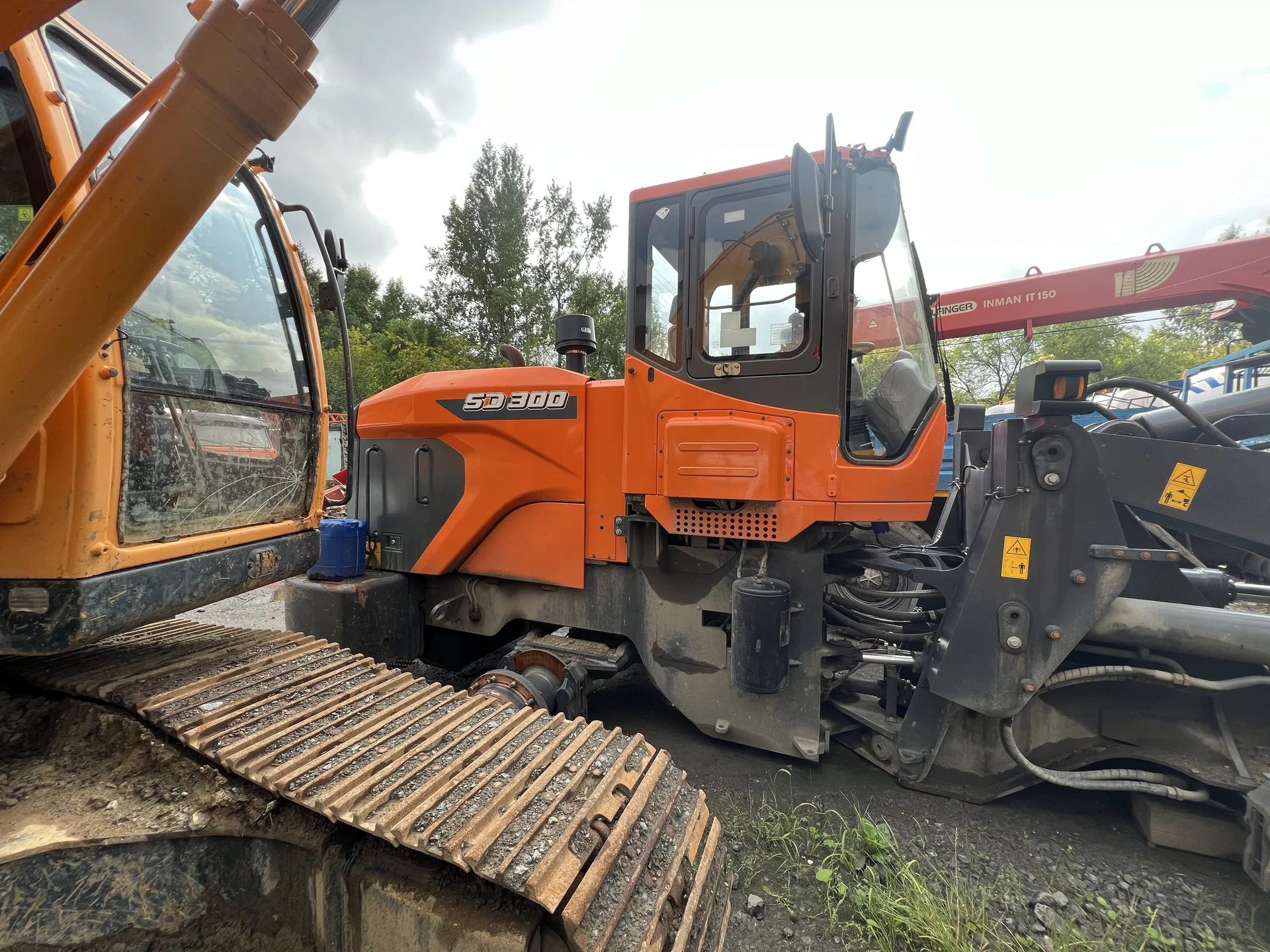 Фронтальный погрузчик DOSSAN SD300 - миниатюра 3