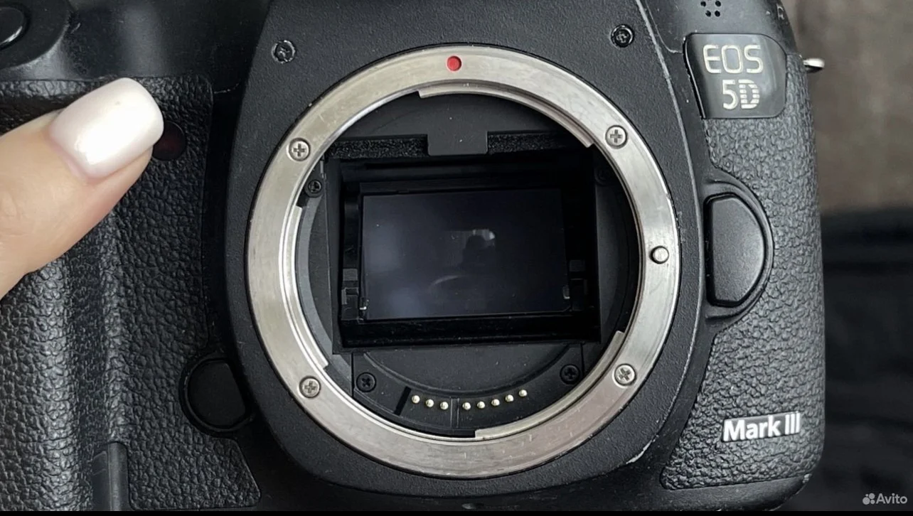 Фотоаппарат canon EOS 5D mark iii + объектив 40mm - миниатюра 4