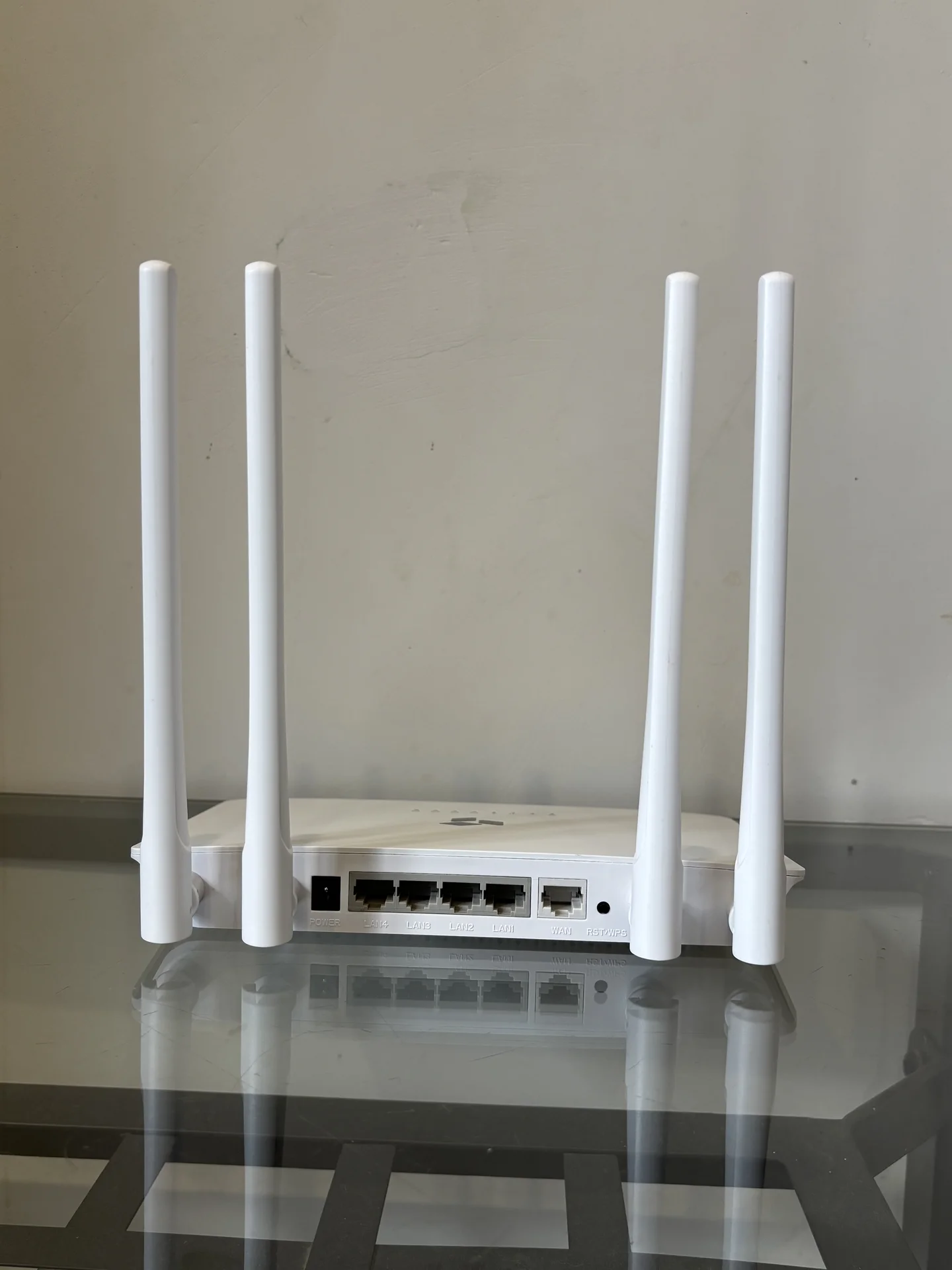 Wifi роутер SNR-CPE-MD2 - миниатюра 2