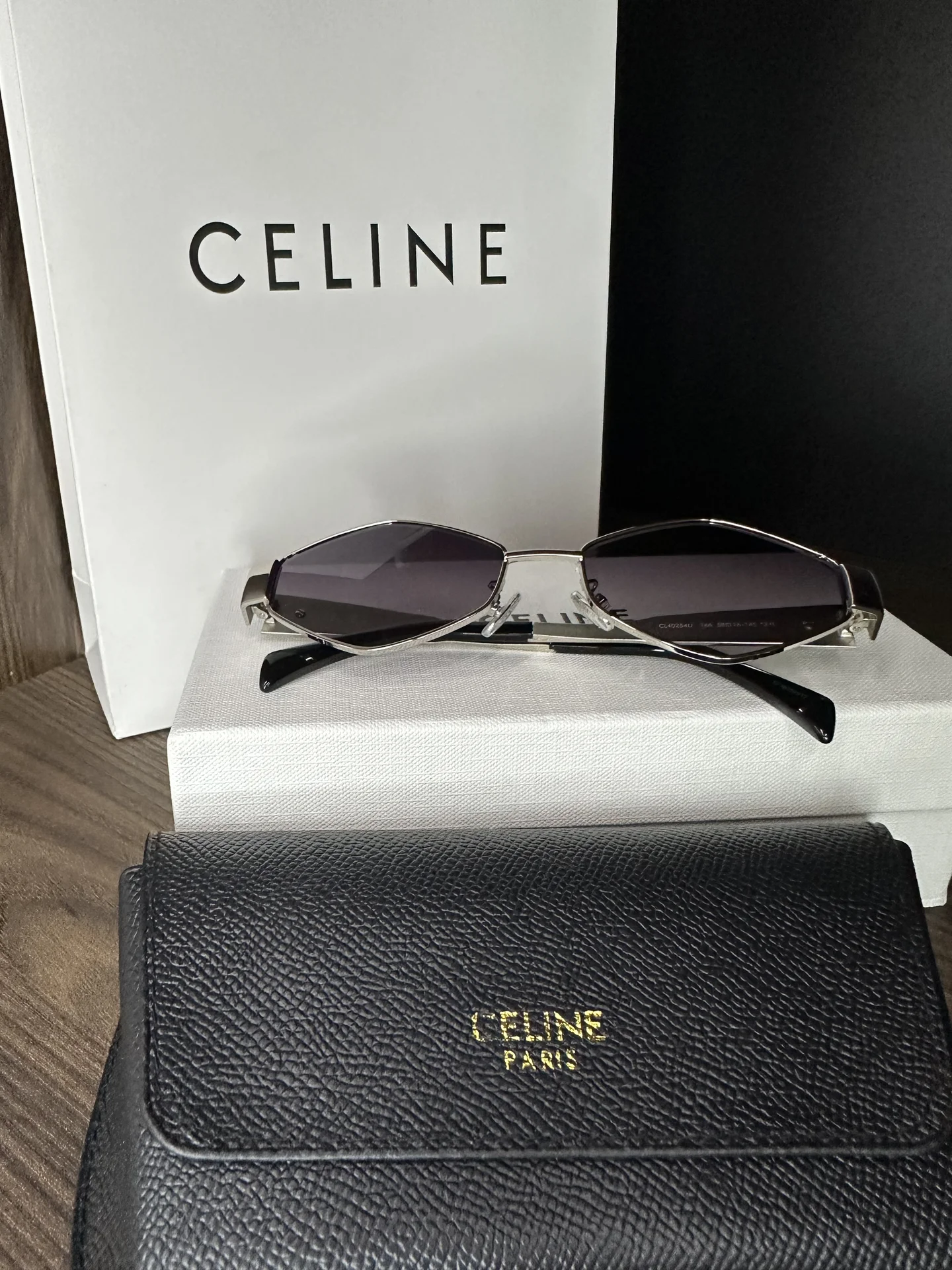 Очки женские солнцезащитные Celine - миниатюра 3