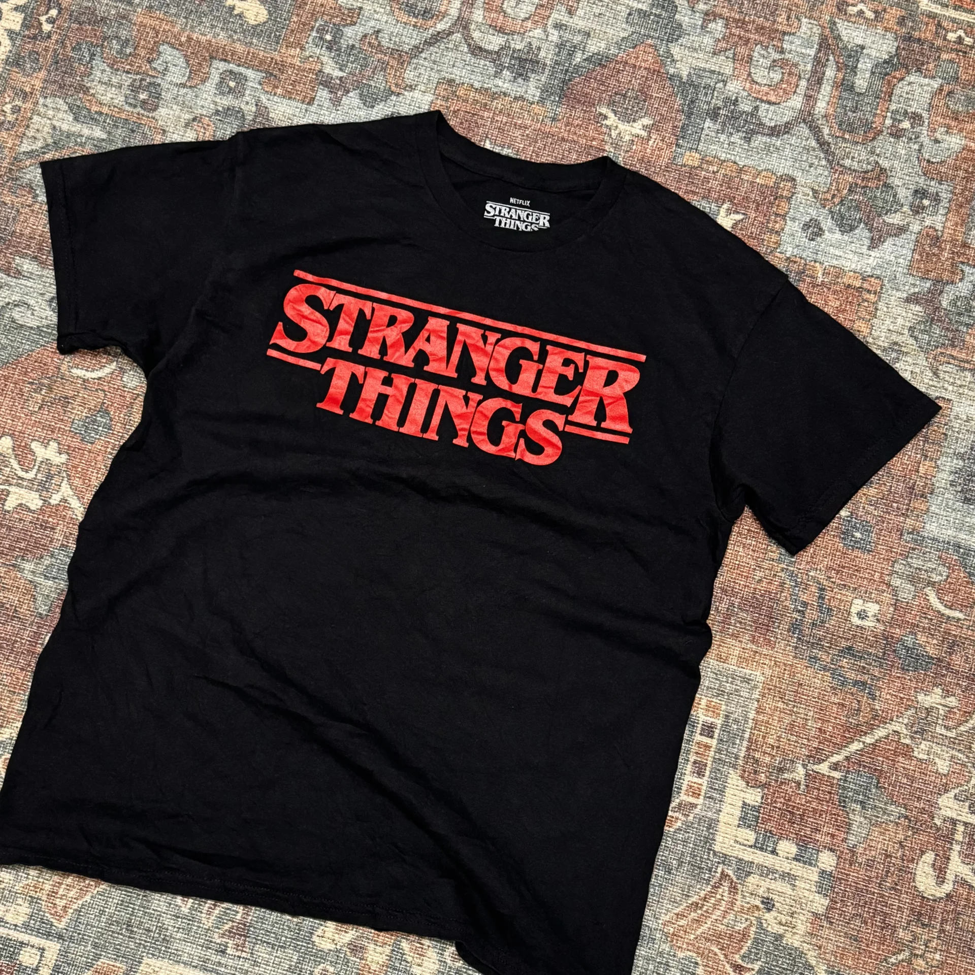 Футболка stranger things L - изображение 1